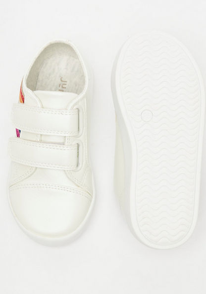 Juniors Panelled Sneakers with Hook and Loop Closure-Girl%27s Sneakers-image-4