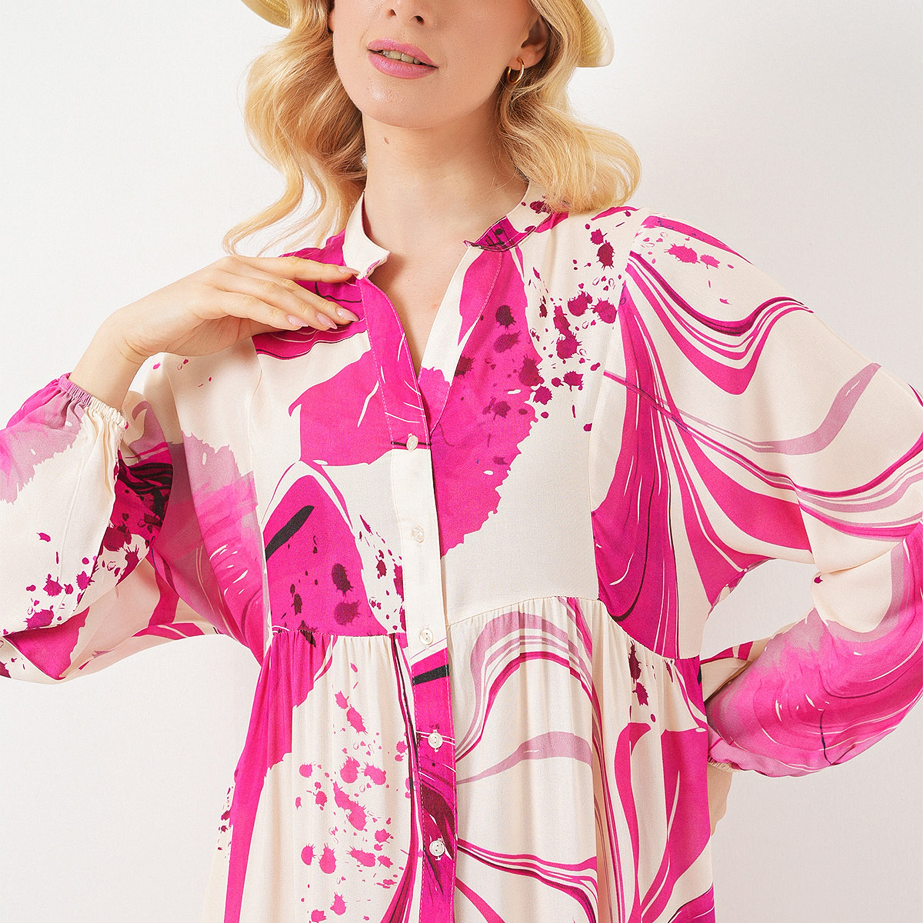 فستان ماكسي نسائي واسع بياقة ماندارين وطبعة تجريدية من بيجدارت-women-clothing-dresses-image-4