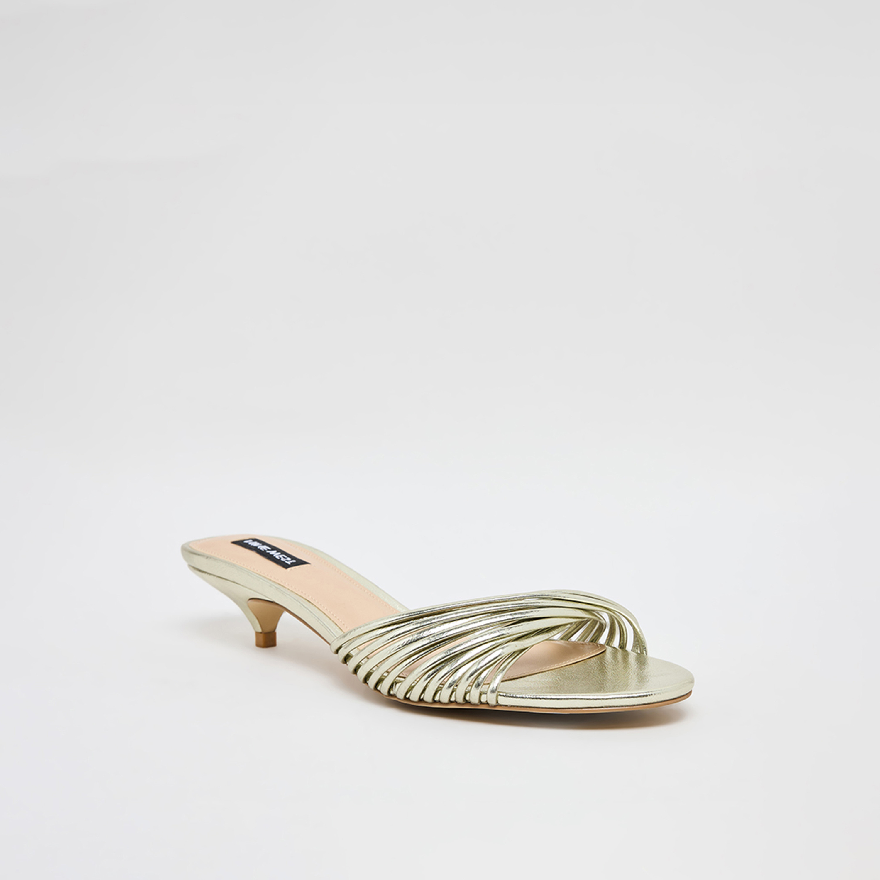 ناين ويست - صندل نسائي سهل الارتداء كعب منخفض | 259-67-03-women-shoes-sandals-heeled-image-1