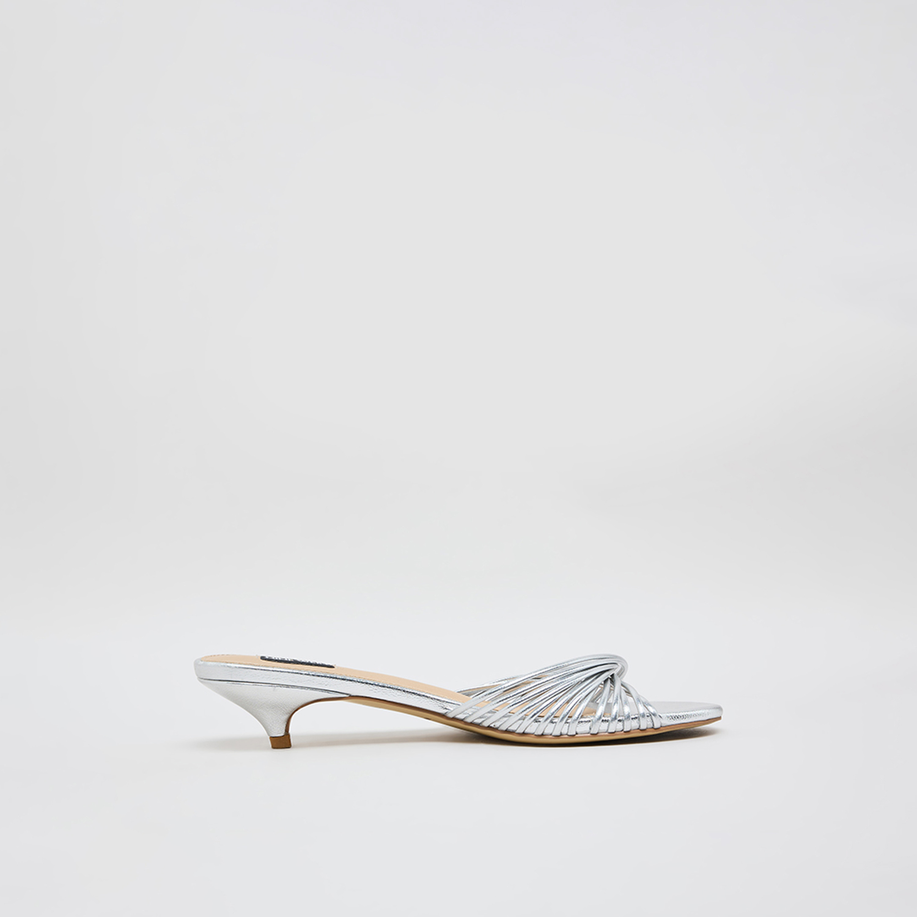 ناين ويست - صندل نسائي سهل الارتداء كعب منخفض | 259-67-03-women-shoes-sandals-heeled-image-8