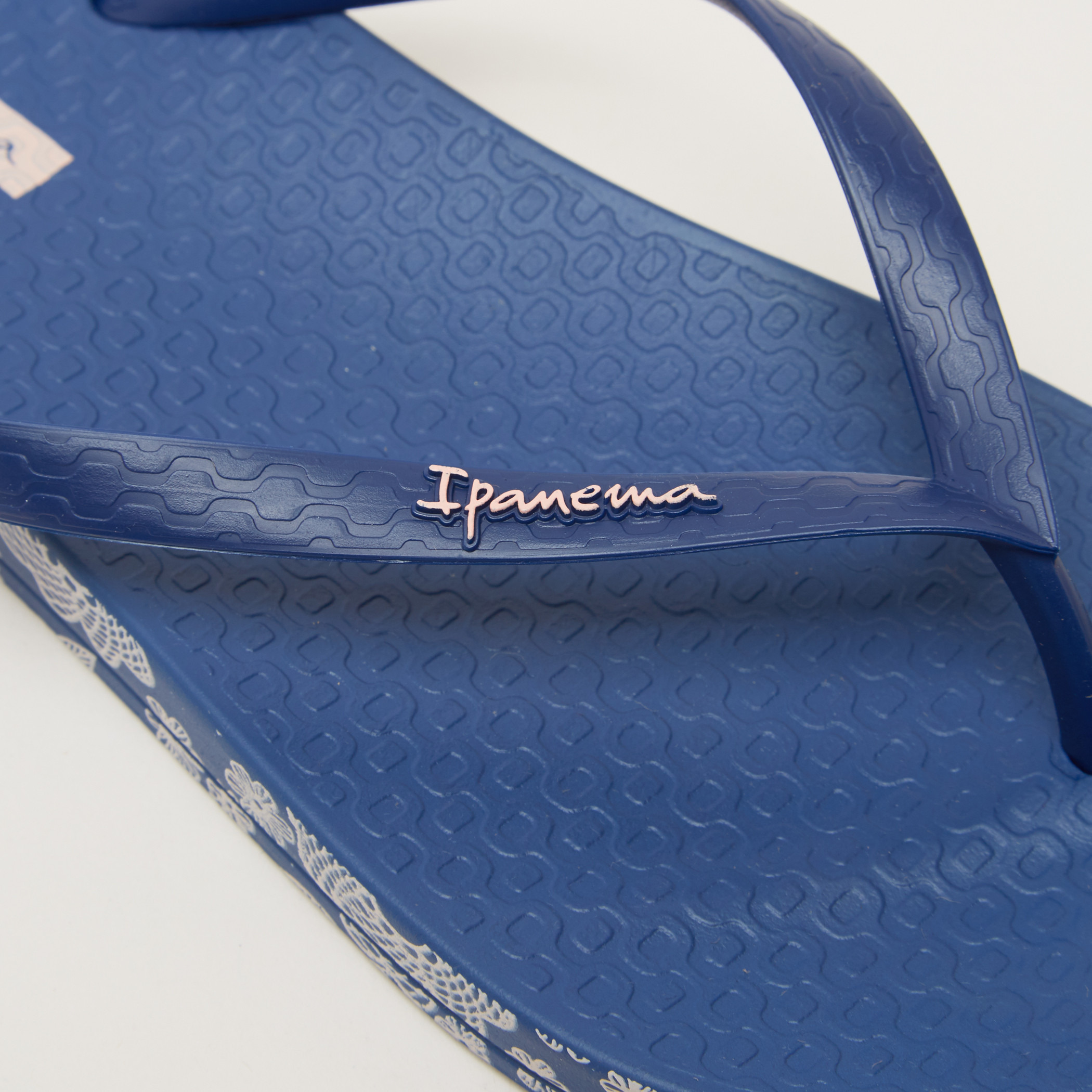 Ipanema Textured Flip Flops-women-shoes-flipflopsandslides-image-2