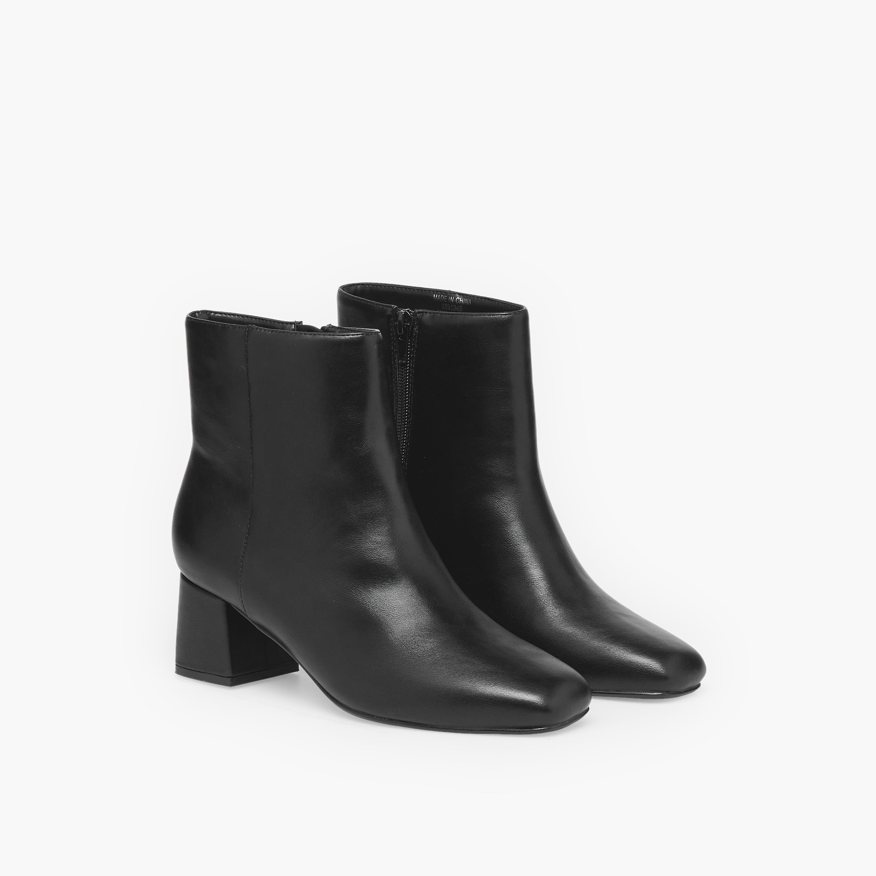 بوت كاحل نسائي بكعب سميك من سيليست-women-shoes-boots-image-1