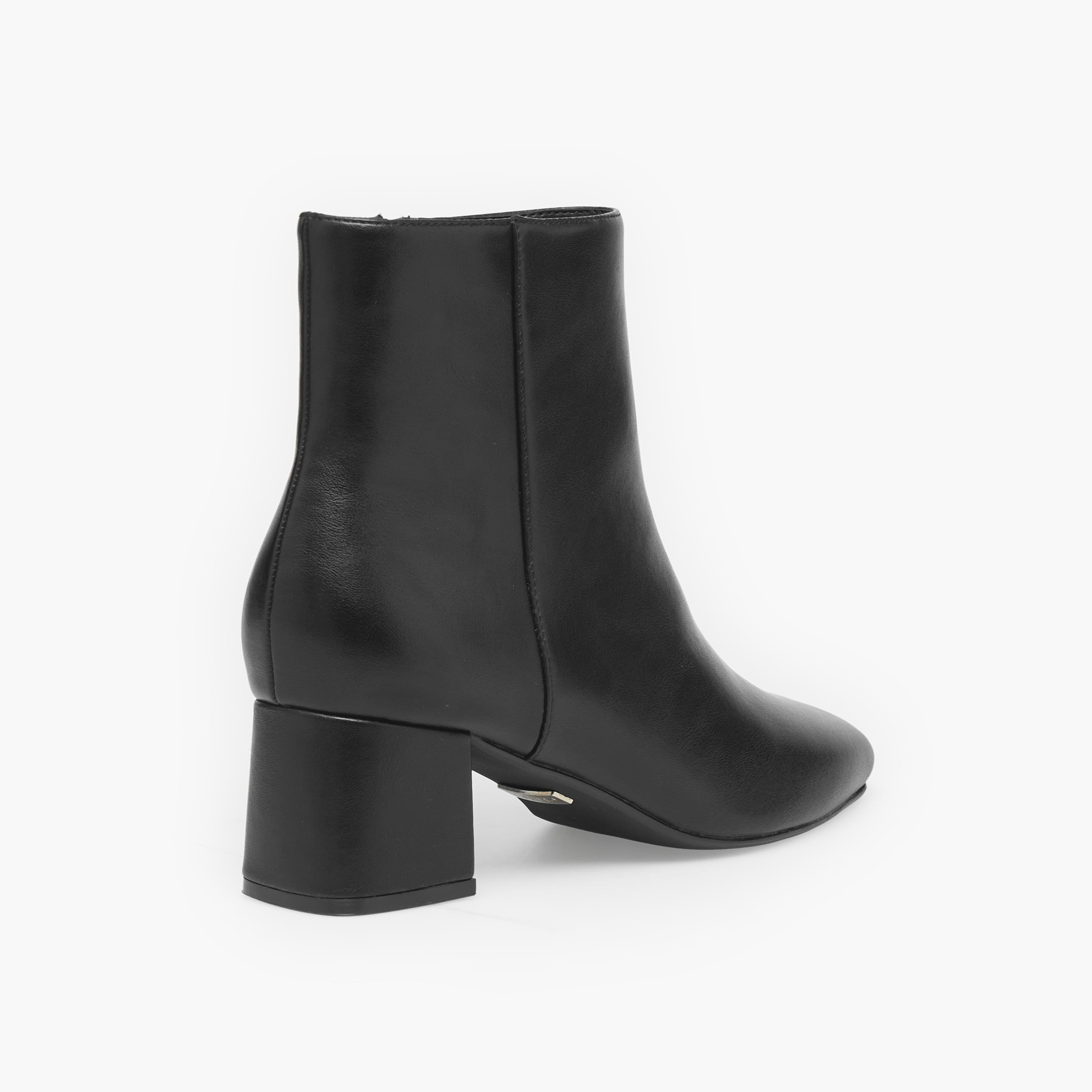 بوت كاحل نسائي بكعب سميك من سيليست-women-shoes-boots-image-6