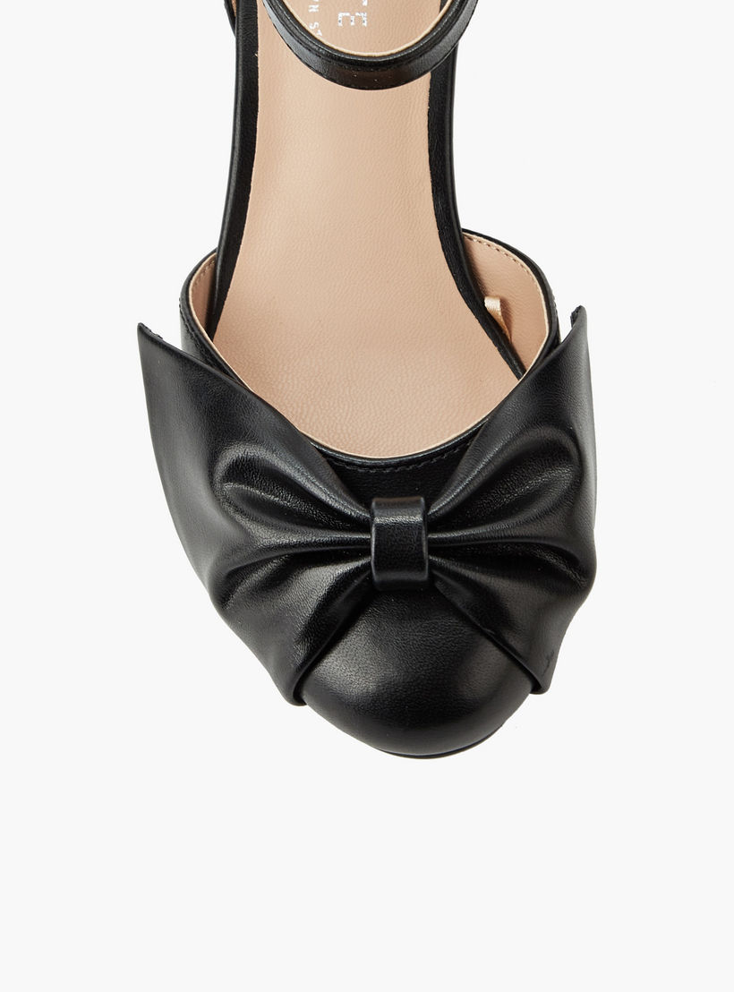 حذاء بكعب عريض وتفاصيل فيونكة ملتوية للبنات من سيليست-girls-shoes-sandals-image-5