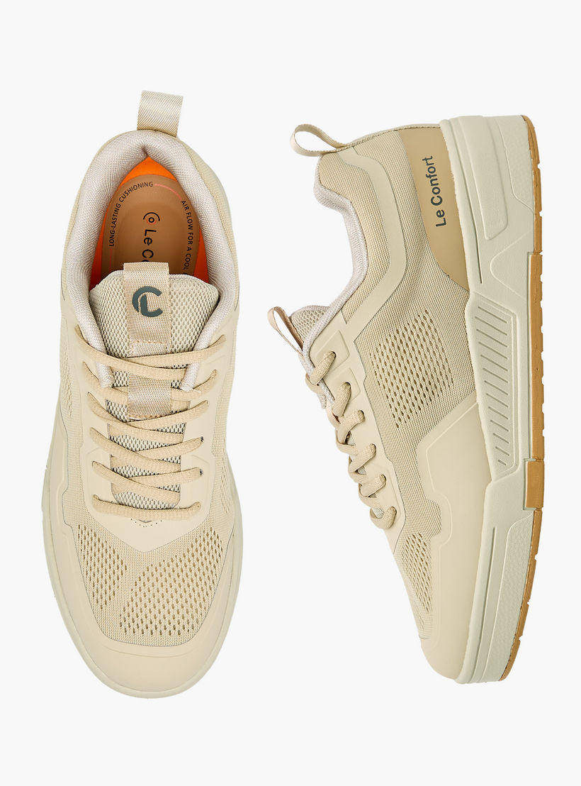 حذاء سنيكرز برباط إغلاق بطول الكاحل للرجال من لو كونفورت-men-shoes-sneakers-image-1