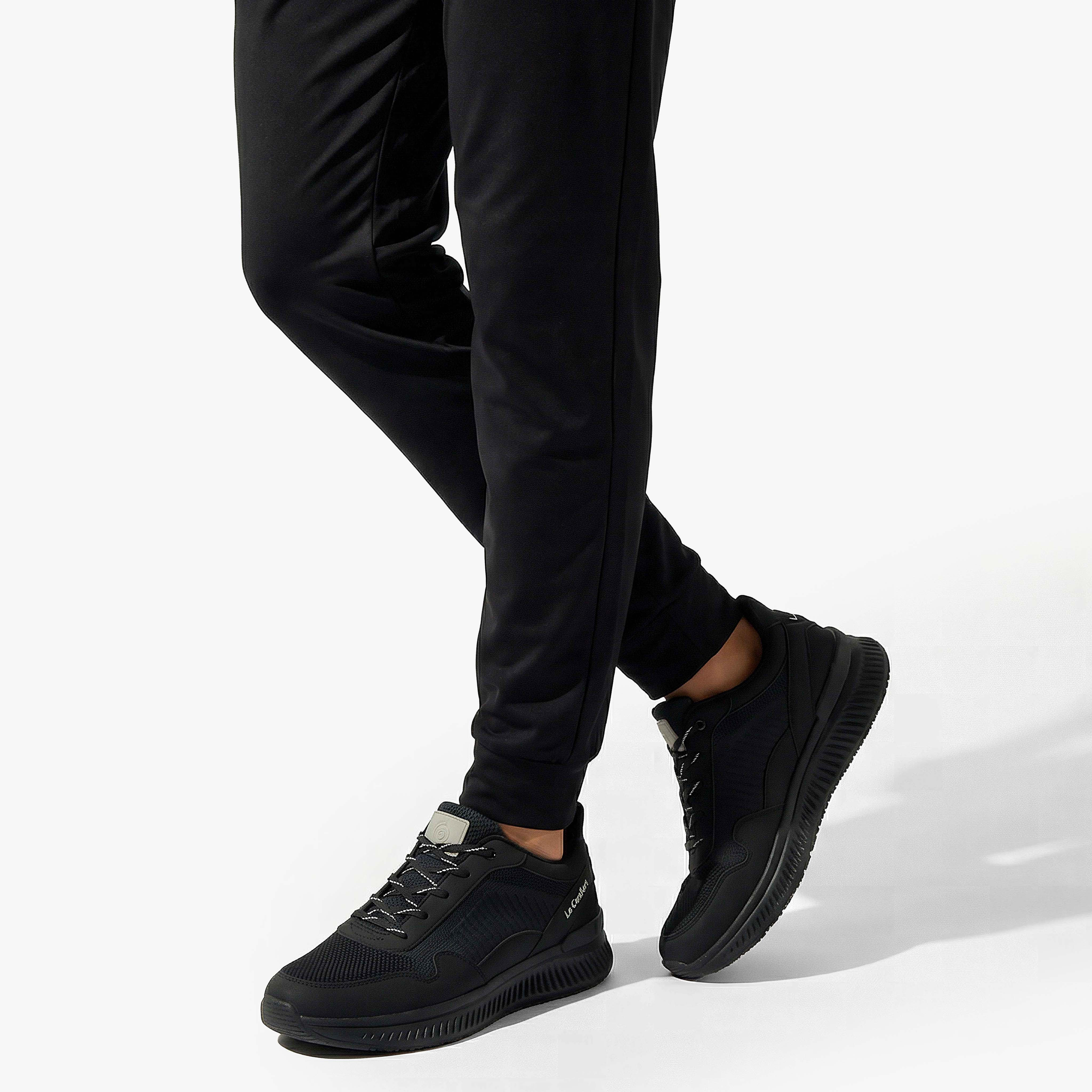 حذاء سنيكرز طول الكاحل برباط إغلاق للرجال من لو كونفورت-men-shoes-sneakers-image-2