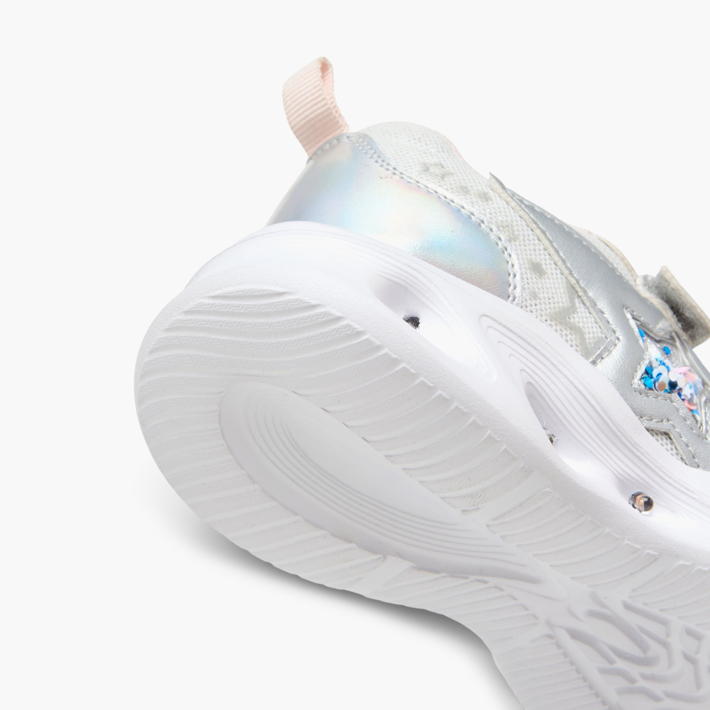 حذاء سنيكرز بشريط إغلاق لاصق وتزيينات نجوم للبنات من فلورا بيلا-girls-shoes-sneakers-image-3