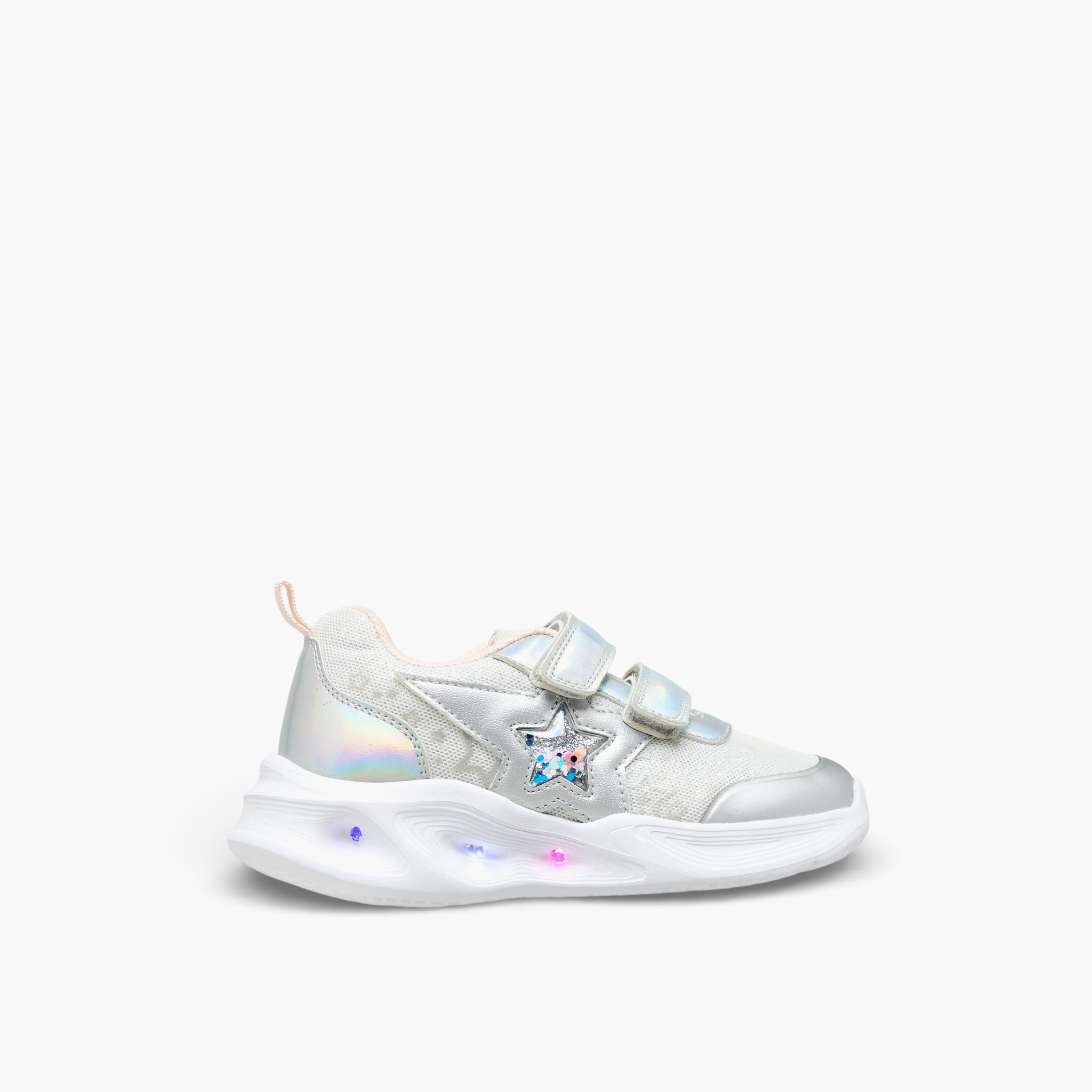 حذاء سنيكرز بشريط إغلاق لاصق وتزيينات نجوم للبنات من فلورا بيلا-girls-shoes-sneakers-image-1