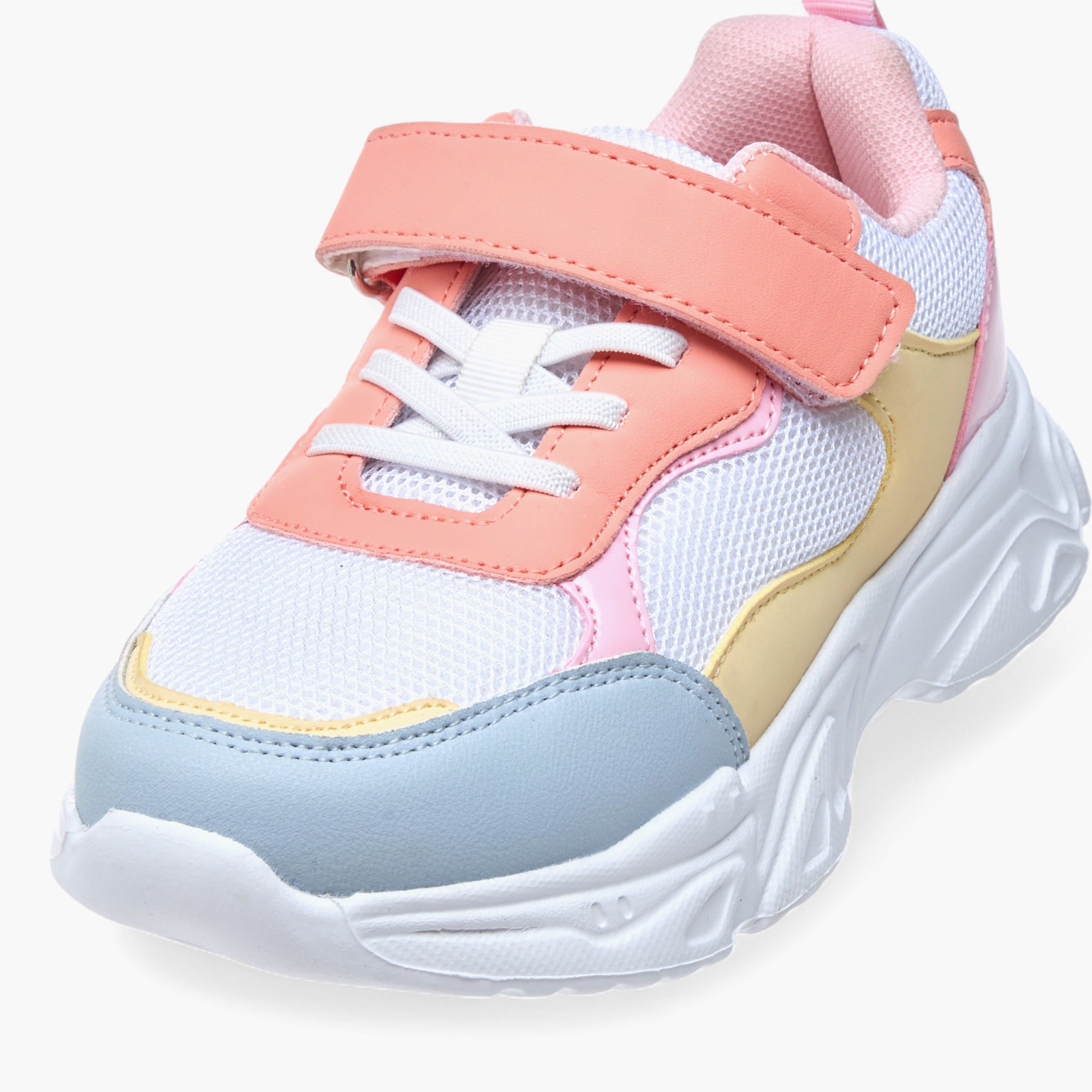 حذاء سنيكرز بقوالب ملونة وشريط إغلاق من فلورا بيلا-girls-shoes-sneakers-image-4