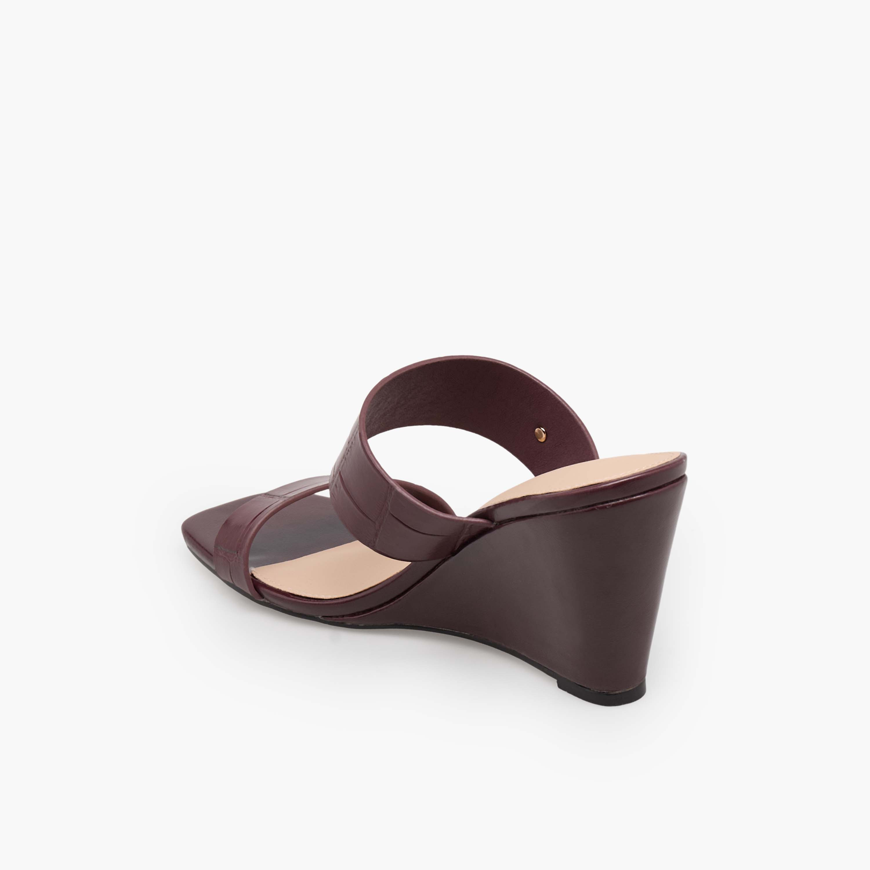 صندل نسائي بكعب بلوك من فلورا بيلا-women-shoes-sandals-heeled-image-5