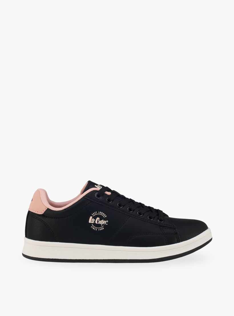 حذاء سنيكرز برباط إغلاق للنساء من لي كوبر-women-shoes-sneakers-image-3