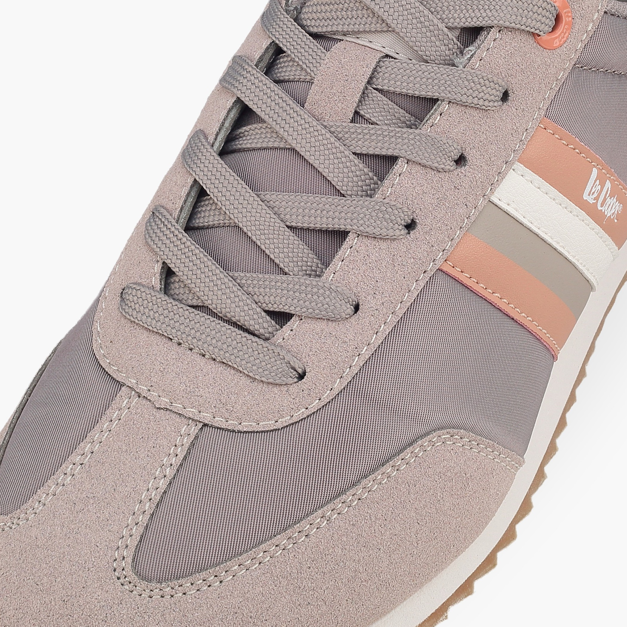 حذاء سنيكرز طول الكاحل برباط إغلاق للنساء من لي كوبر-women-shoes-sneakers-image-4