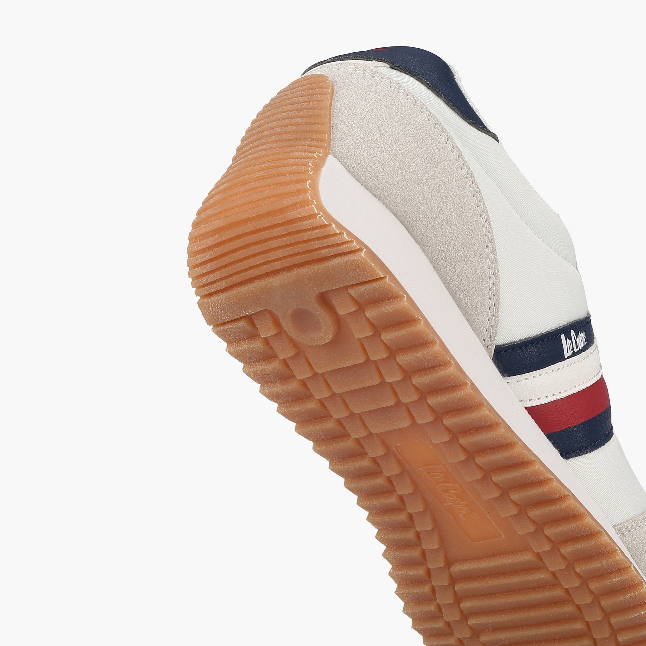 حذاء سنيكرز طول الكاحل برباط إغلاق للنساء من لي كوبر-women-shoes-sneakers-image-5