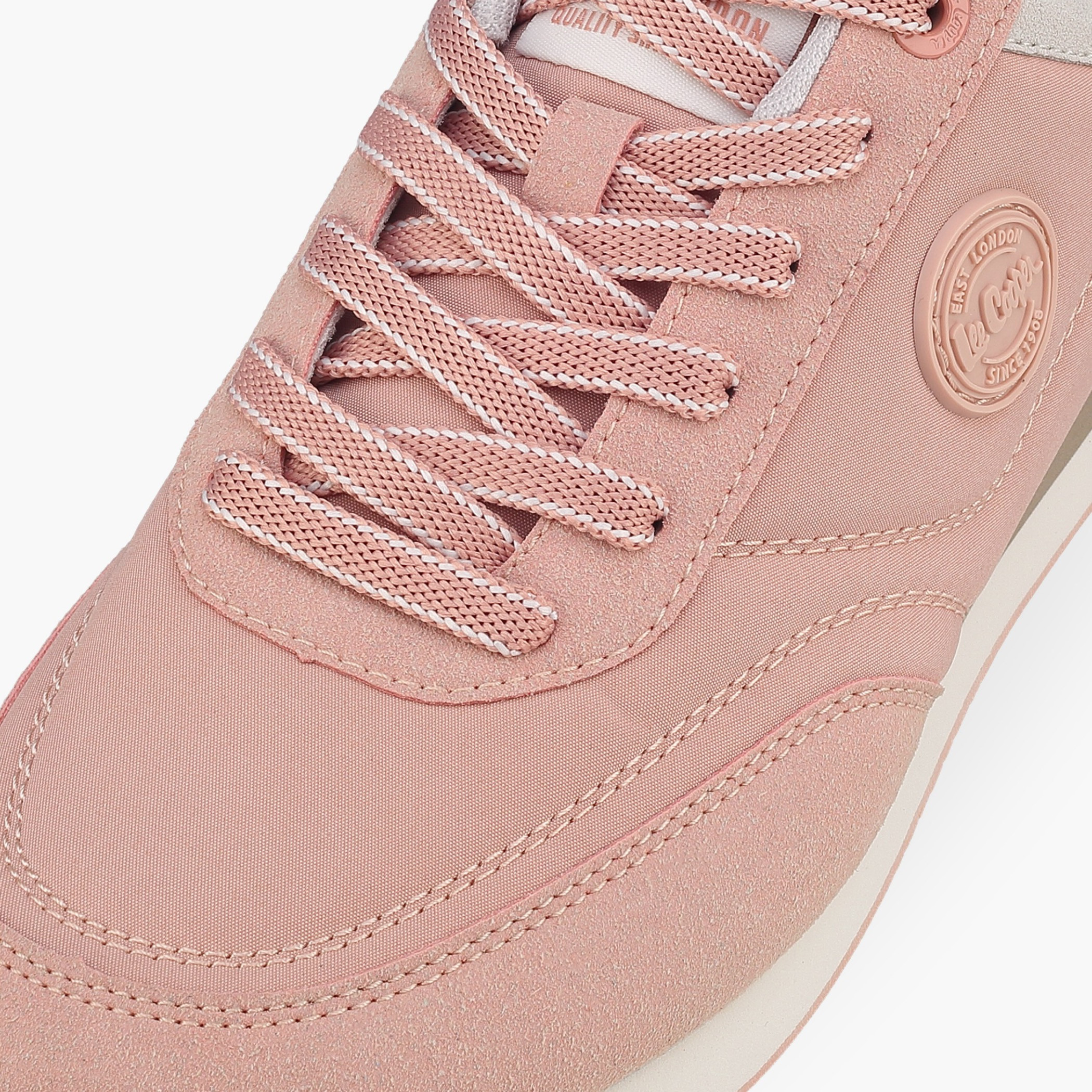 حذاء سنيكرز برقبة كاحل برباط للنساء من لي كوبر-women-shoes-sneakers-image-4