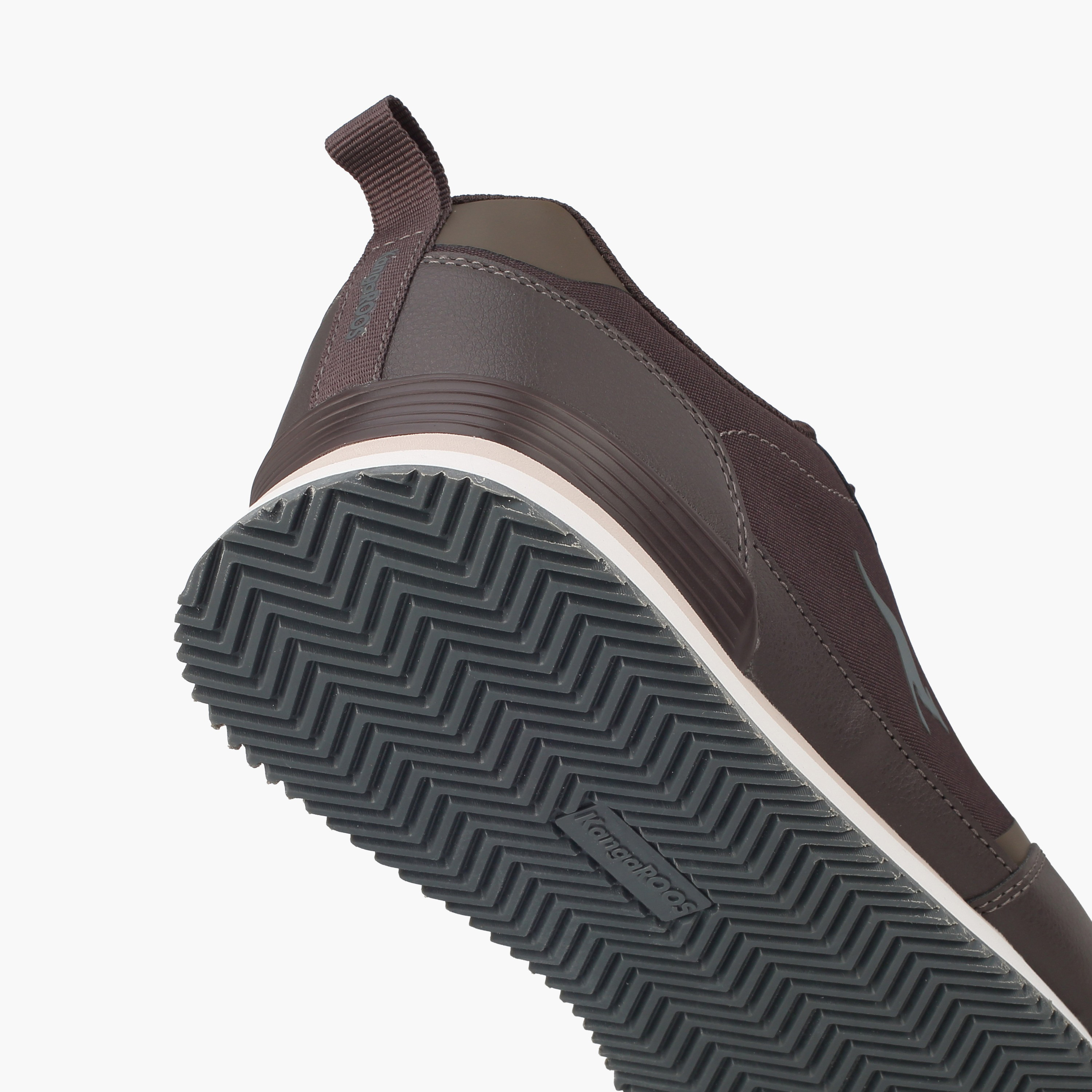 حذاء رياضي رباط للرجال من كانغاروز-men-shoes-sneakers-image-5