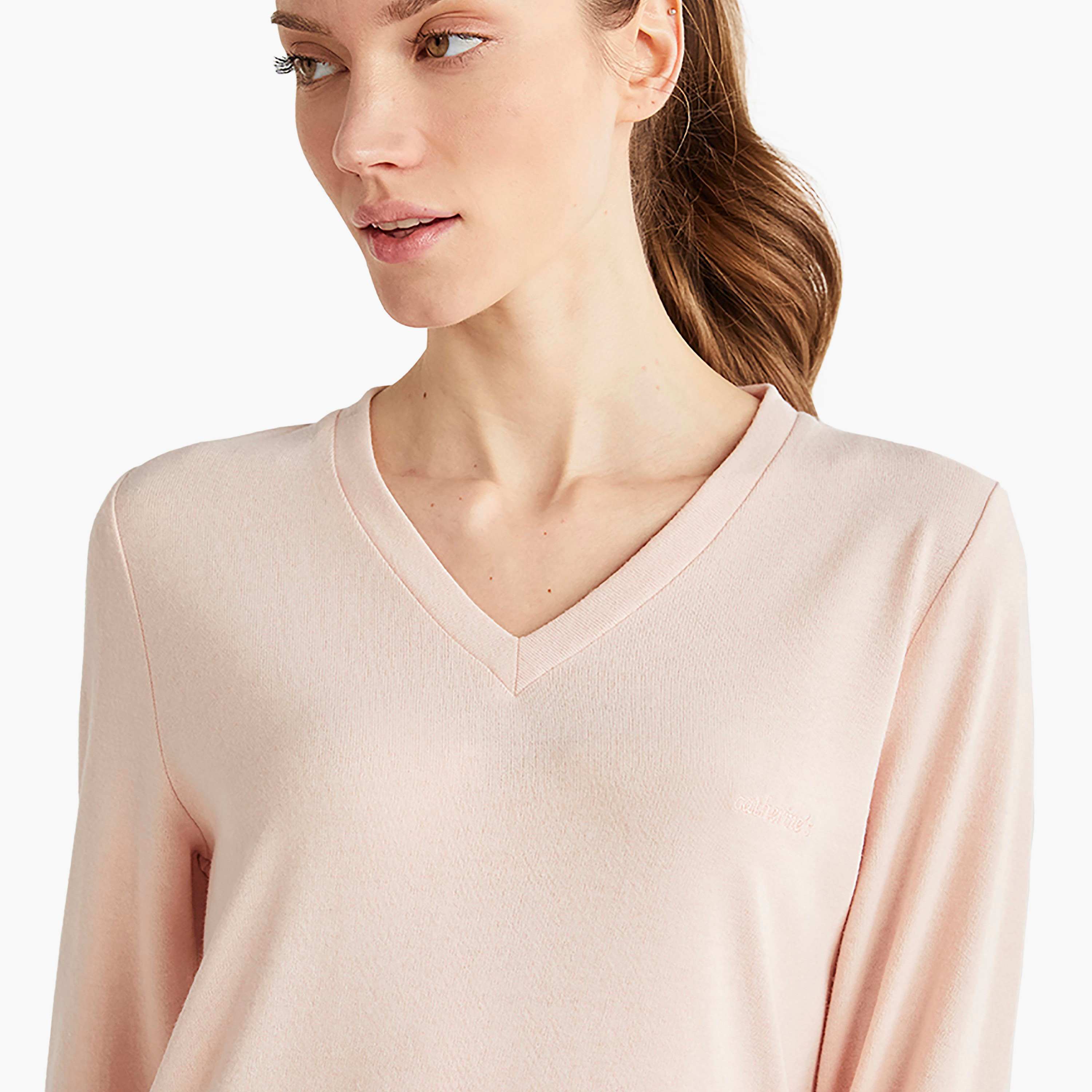 طقم بيجامة مع تي شيرت بفتحة رقبة V وقميص بيجامة نسائي من كاثرينز-women-clothing-nightwear-pyjamas-longsets-image-2