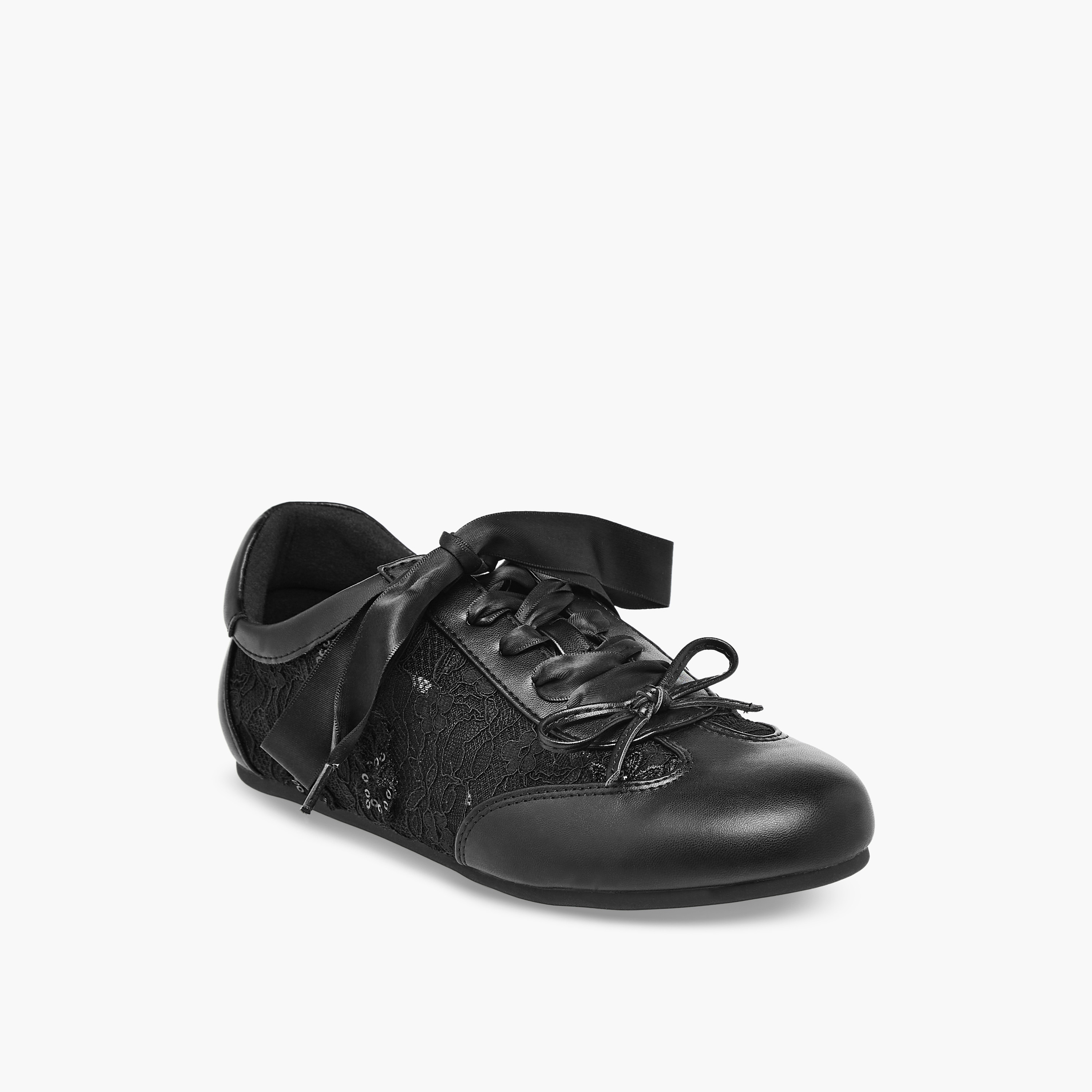 حذاء سنيكرز برباط إغلاق للنساء من ميسي-women-shoes-sneakers-image-2