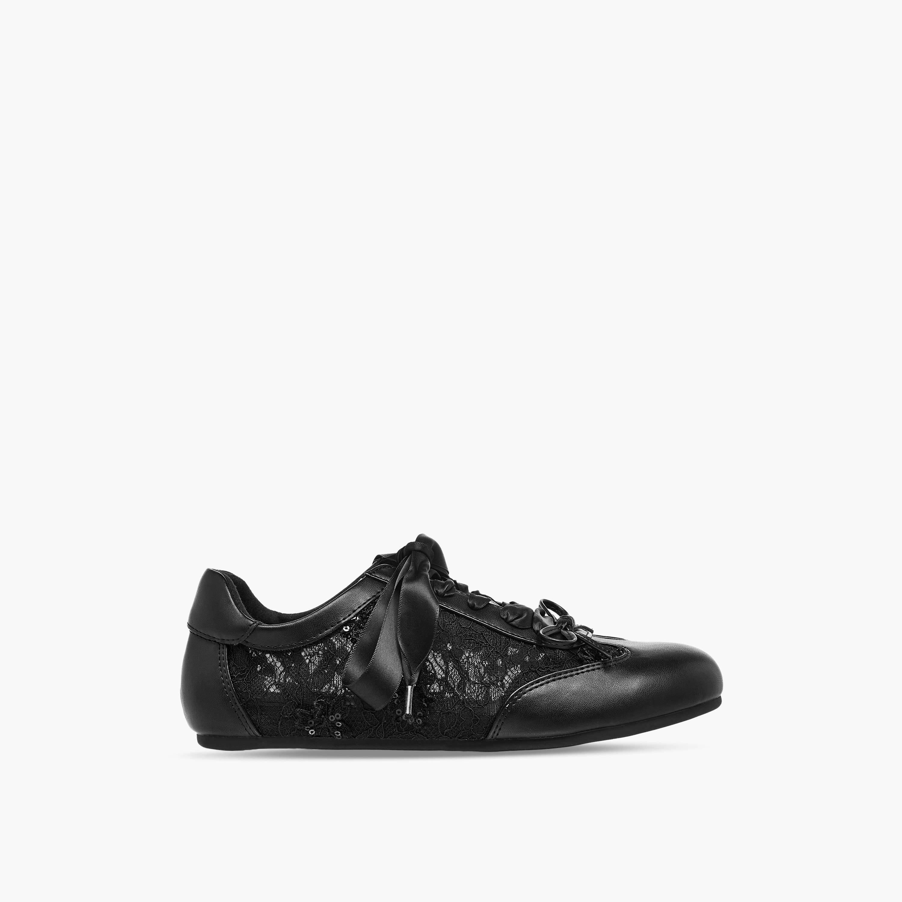 حذاء سنيكرز برباط إغلاق للنساء من ميسي-women-shoes-sneakers-image-3