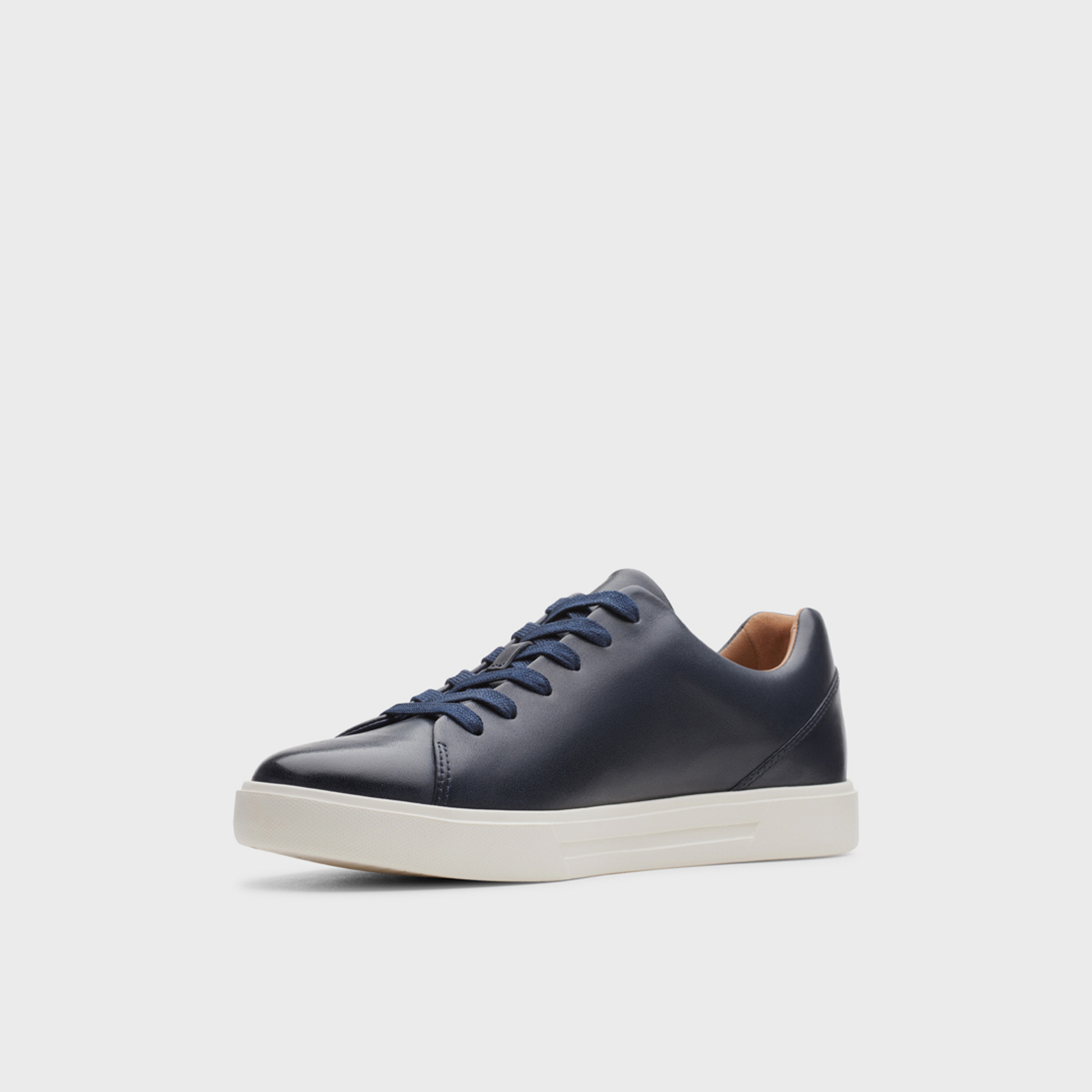 أحذية رياضية رجالية من كلاركس برباط، طراز Un Costa، ​​قصيرة الكاحل | 26148557-men-shoes-sneakers-image-4