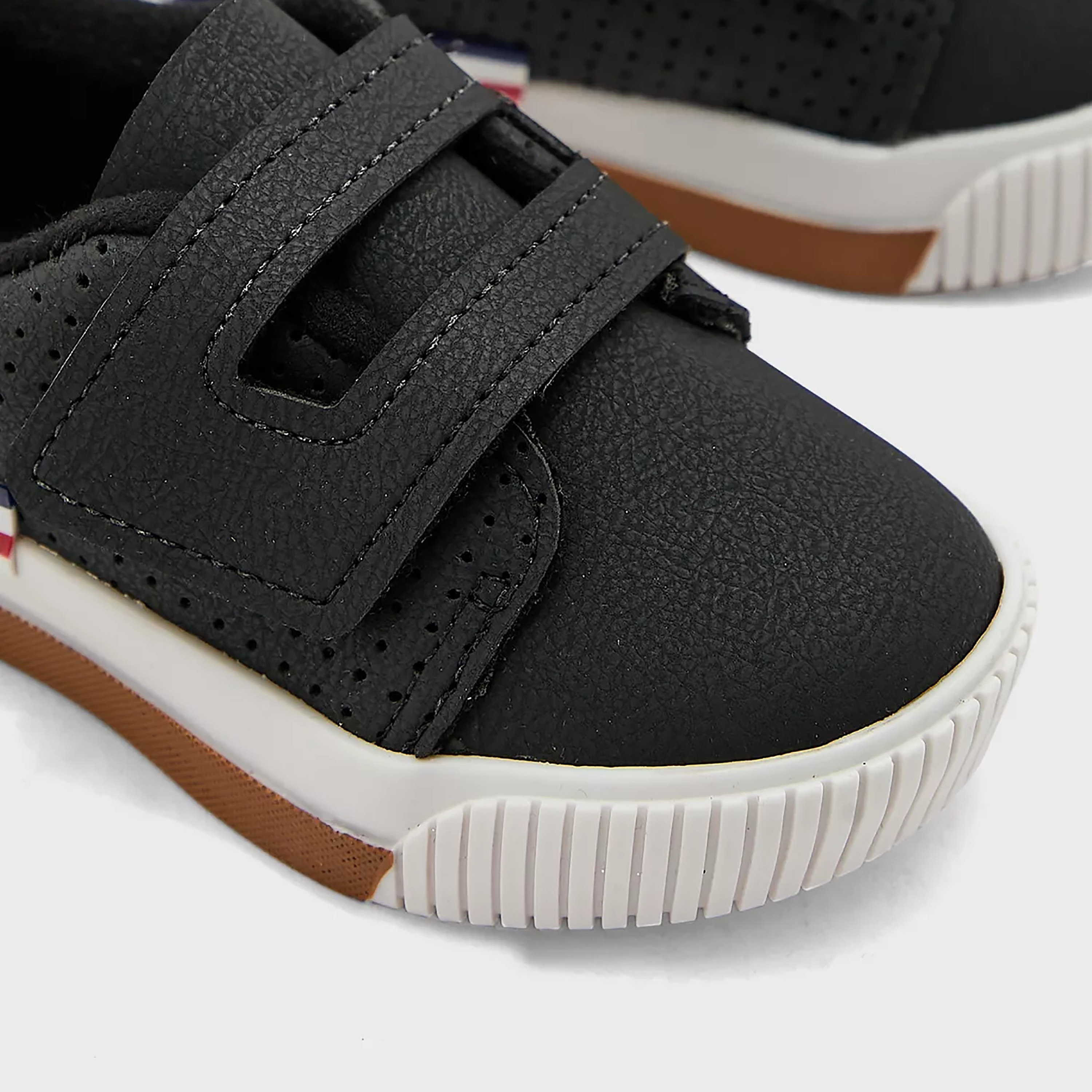 2615-101-14611 | حذاء رياضي ذو مثقوب للأطفال من موليكينهو مع مزود بشريط فيلكرو-boys-shoes-sneakers-image-5