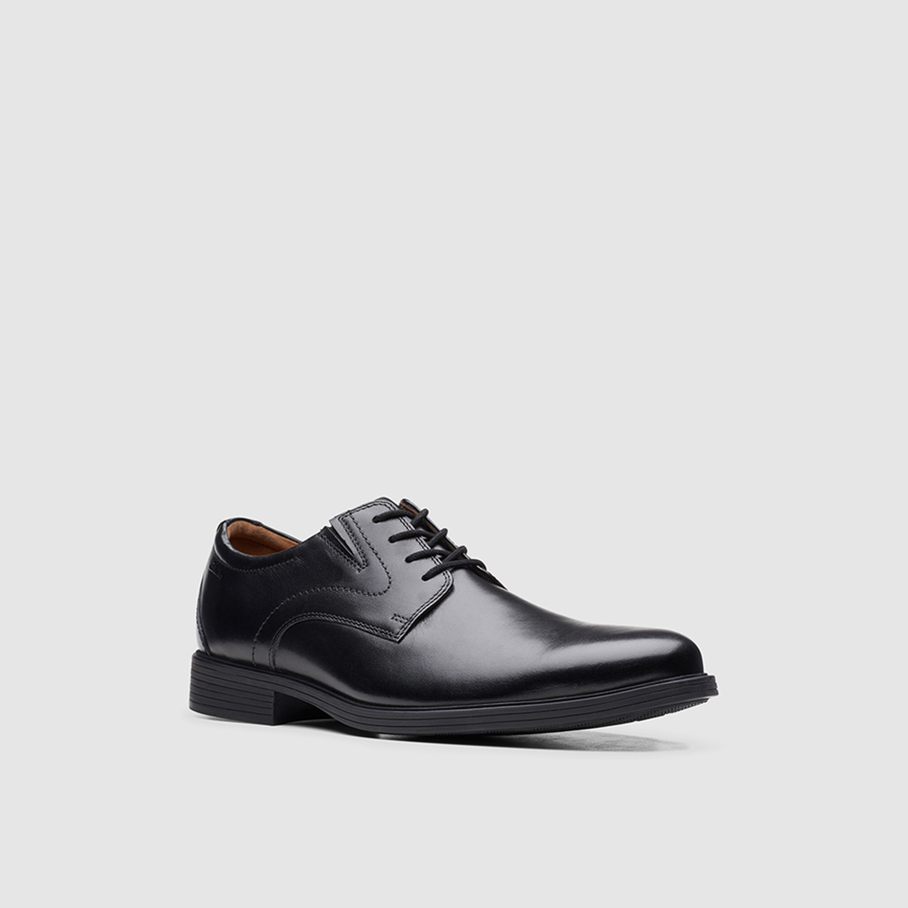 أحذية رجالية من كلاركس برباط، طراز Whiddon Oxford | 26152918-men-shoes-formalshoes-image-1