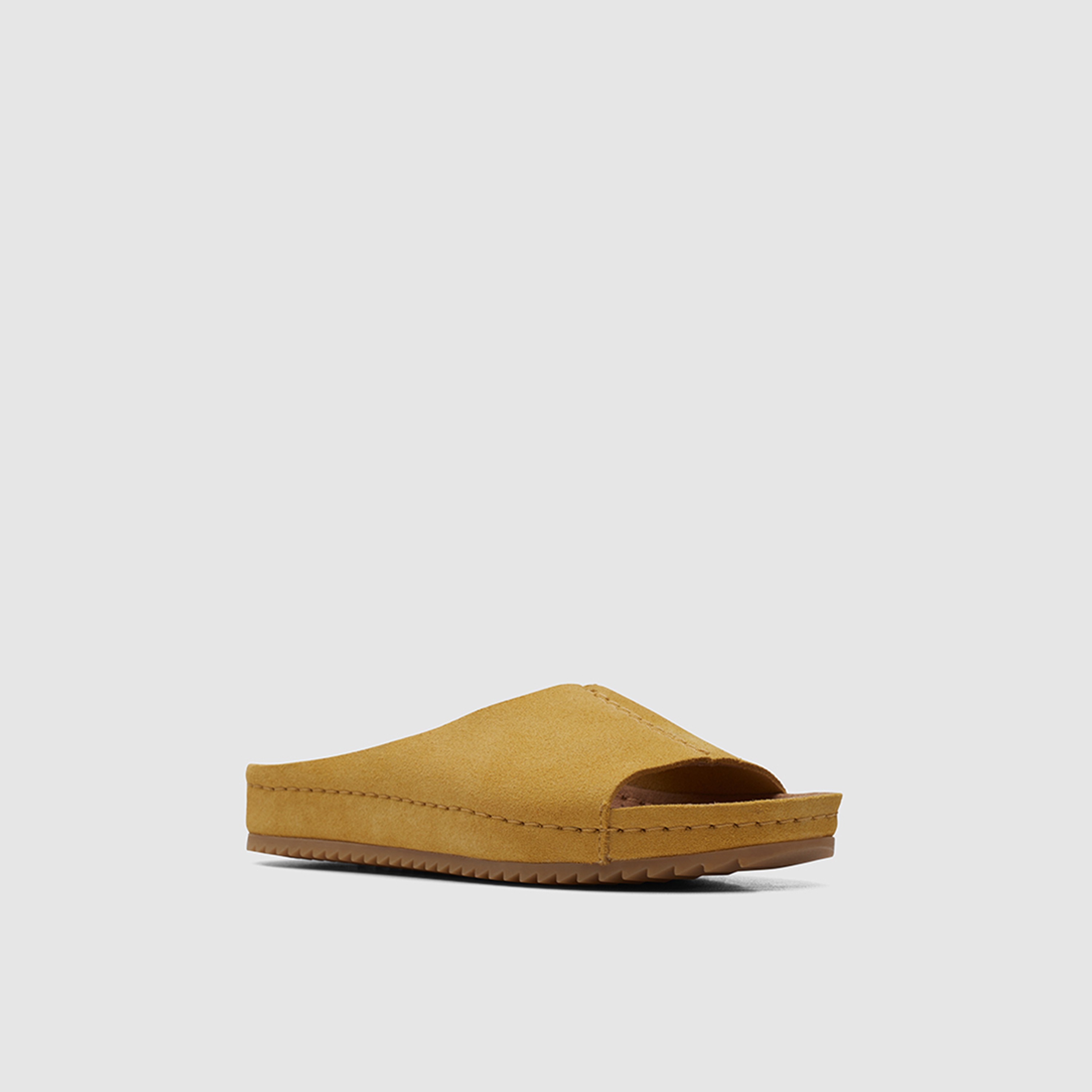 كلاركس - صندل بروكلي فلو للنساء سهل الارتداء | 26170417-women-shoes-sandals-flats-image-1