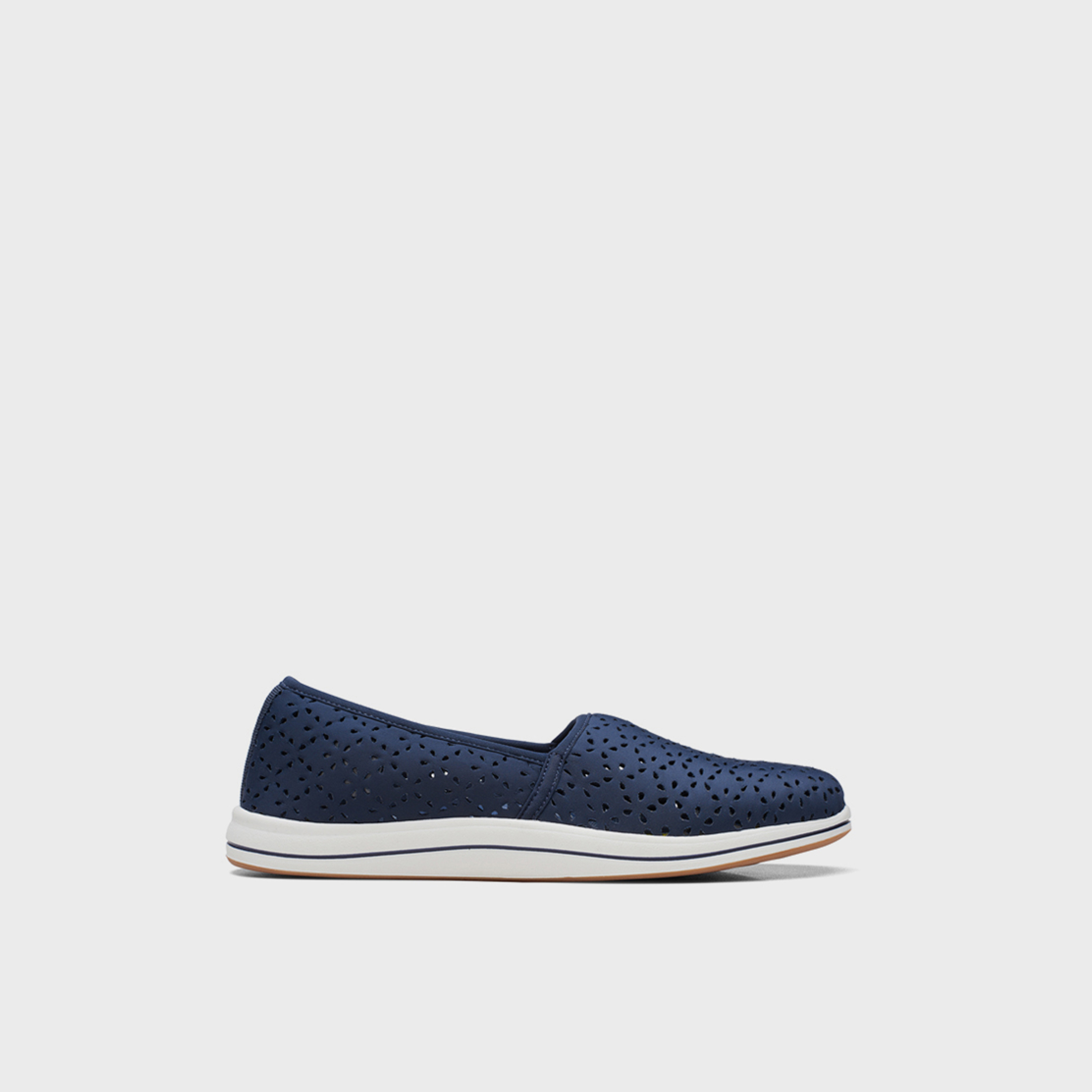 أحذية كلاركس النسائية سهلة الارتداء برينكلي إميلي المسطحة | 26172506-women-shoes-loafersandmoccasins-image-2