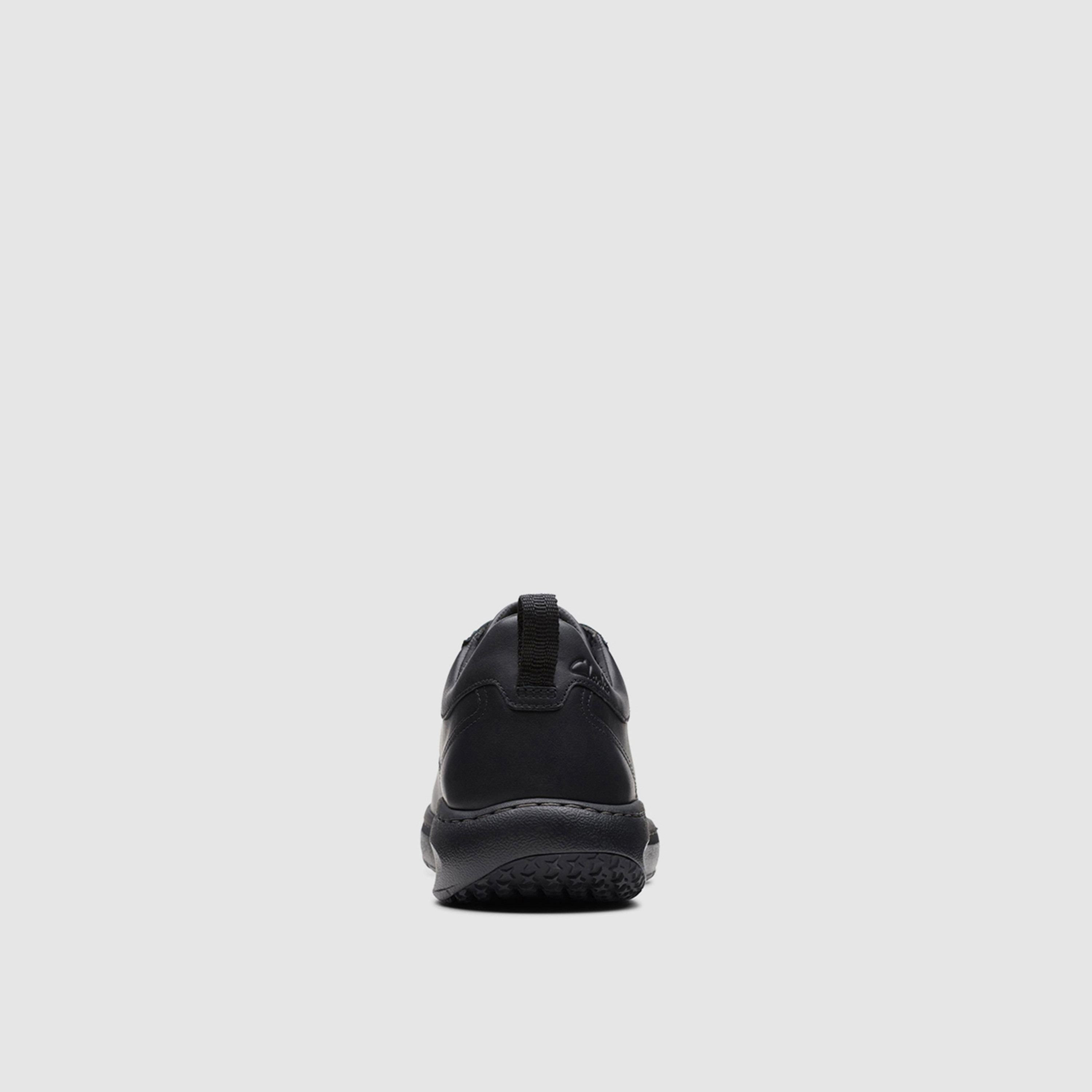 كلاركس- حذاء رياضي كاحل منخفض ورباط للرجال | 26175190-men-shoes-sneakers-image-3