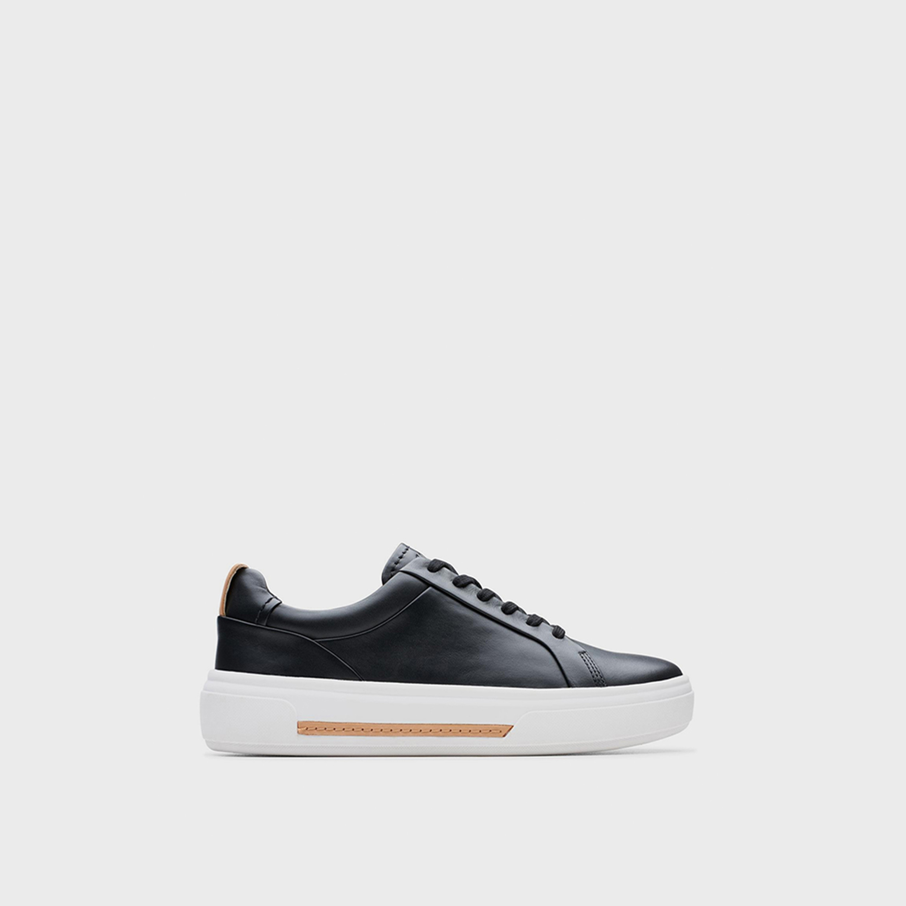 كلاركس- حذاء رياضي للنساء كاحل منخفض برباط  | 26176307-women-shoes-sneakers-image-3