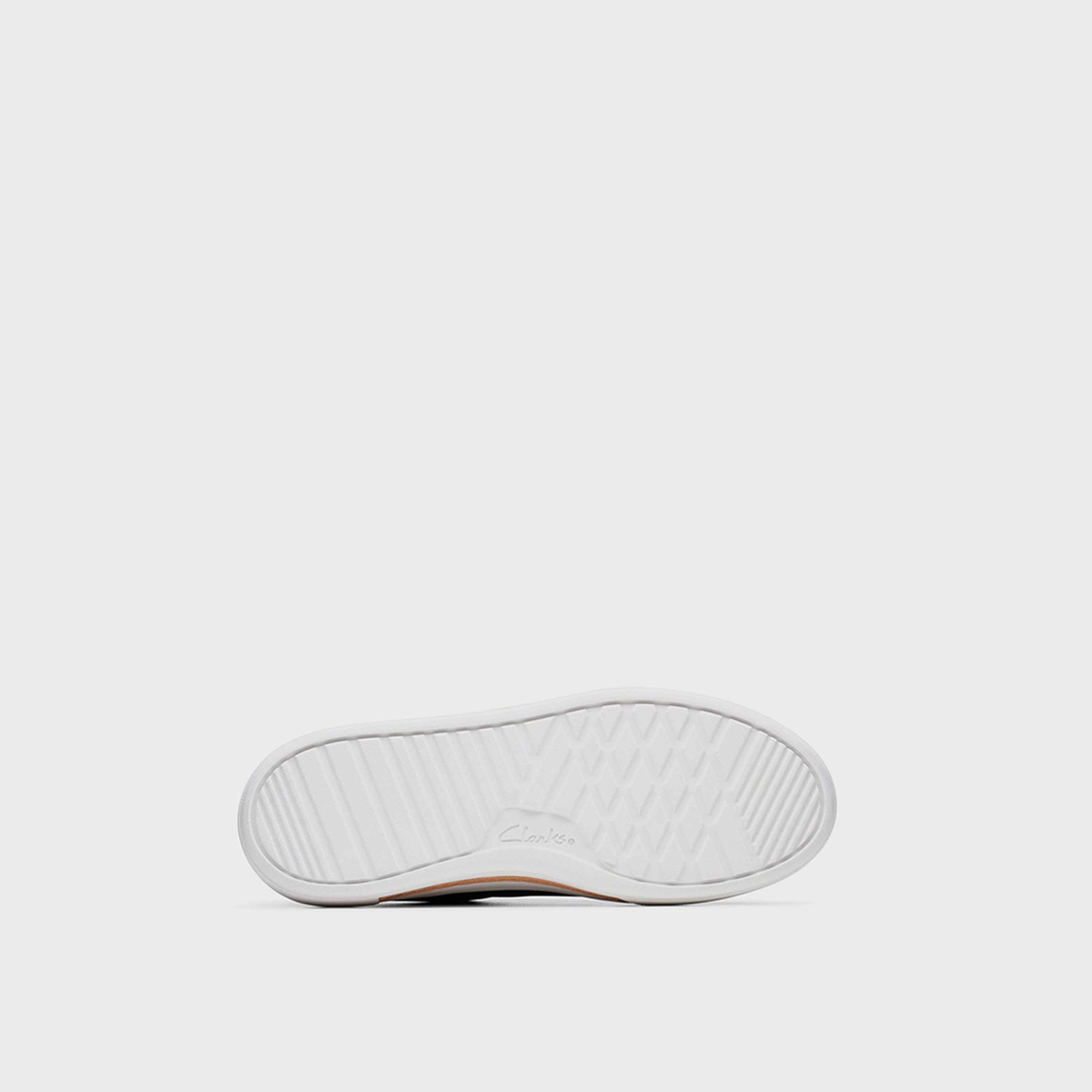 كلاركس- حذاء رياضي للنساء كاحل منخفض برباط  | 26176307-women-shoes-sneakers-image-5