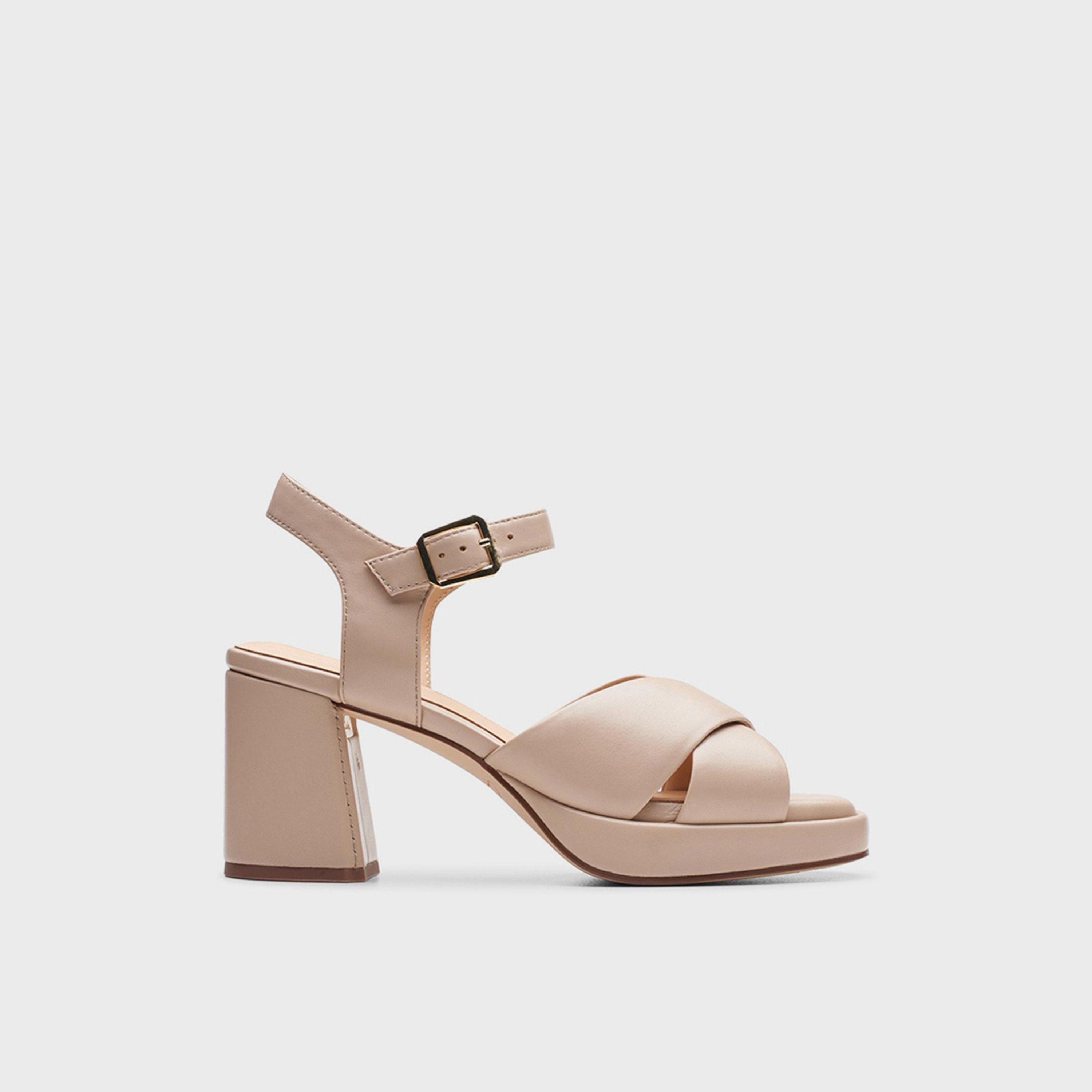 كلاركس - حذاء ريتزي75 راي للنساء بكعب عريض بإبزيم | 26176330-women-shoes-sandals-heeled-image-3