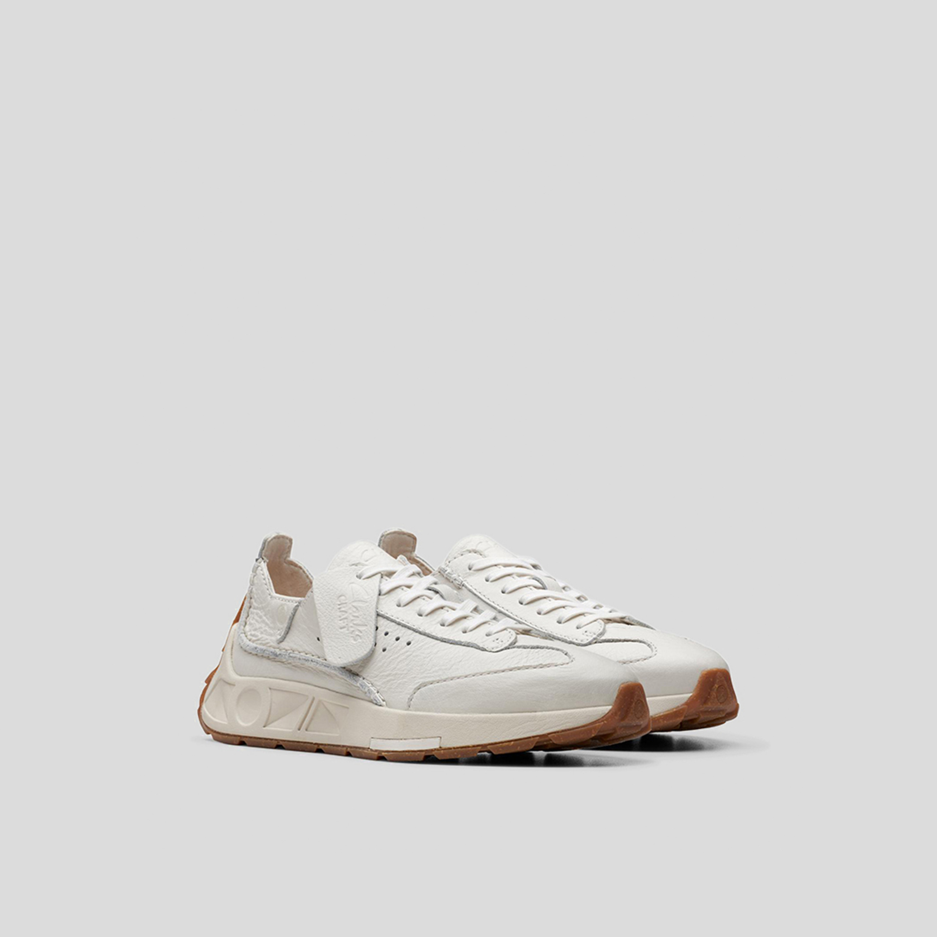 كلاركس - حذاء رياضي كرافت سبيد للنساء مسطح برباط كاحل منخفض | 26176397-women-shoes-sneakers-image-1