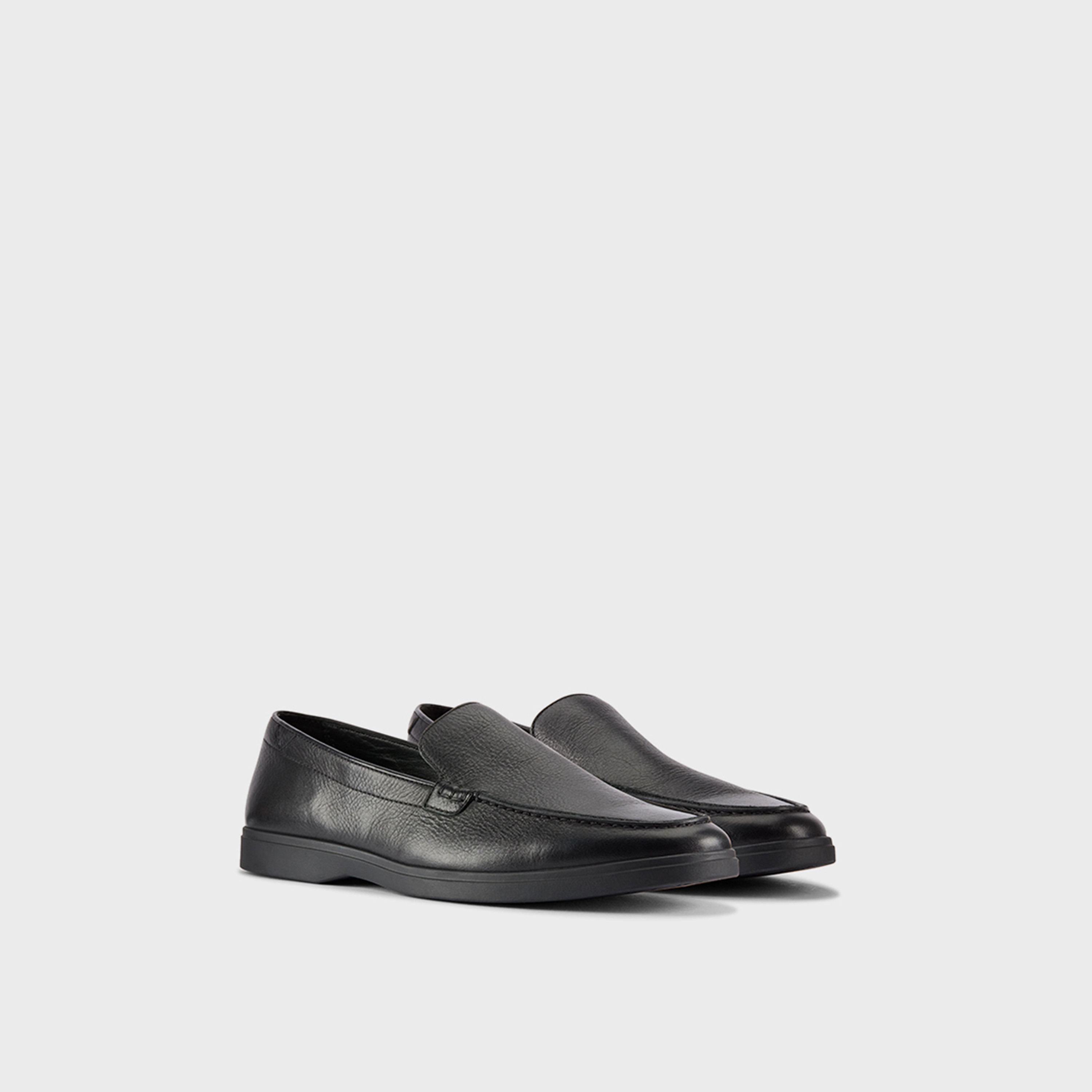 كلاركس- حذاء لوفر سهل الارتداء للرجال | 26176670-men-shoes-formalshoes-image-1