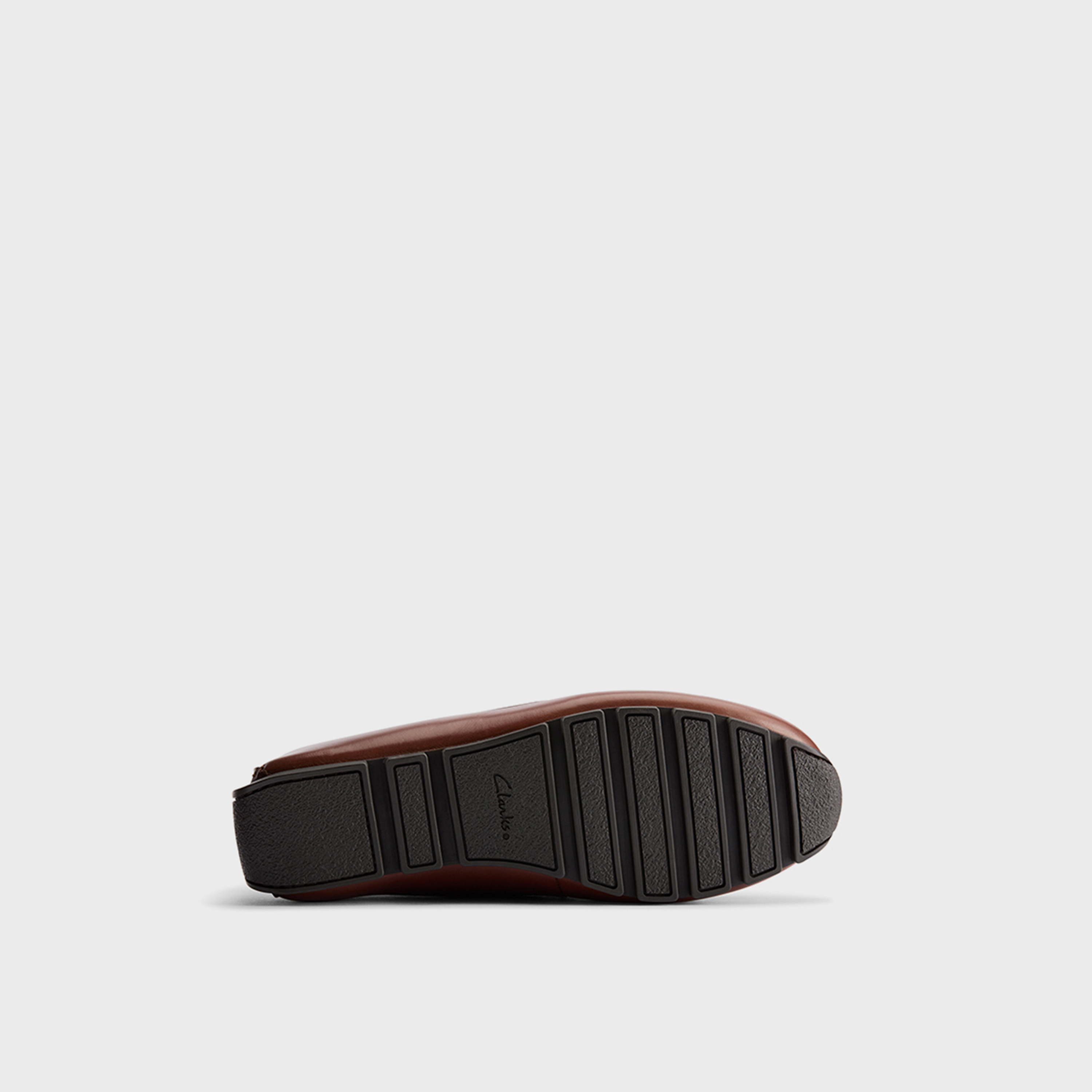 كلاركس- حذاء موكاسين سهل الارتداء للرجال | 26177467-men-shoes-formalshoes-image-5