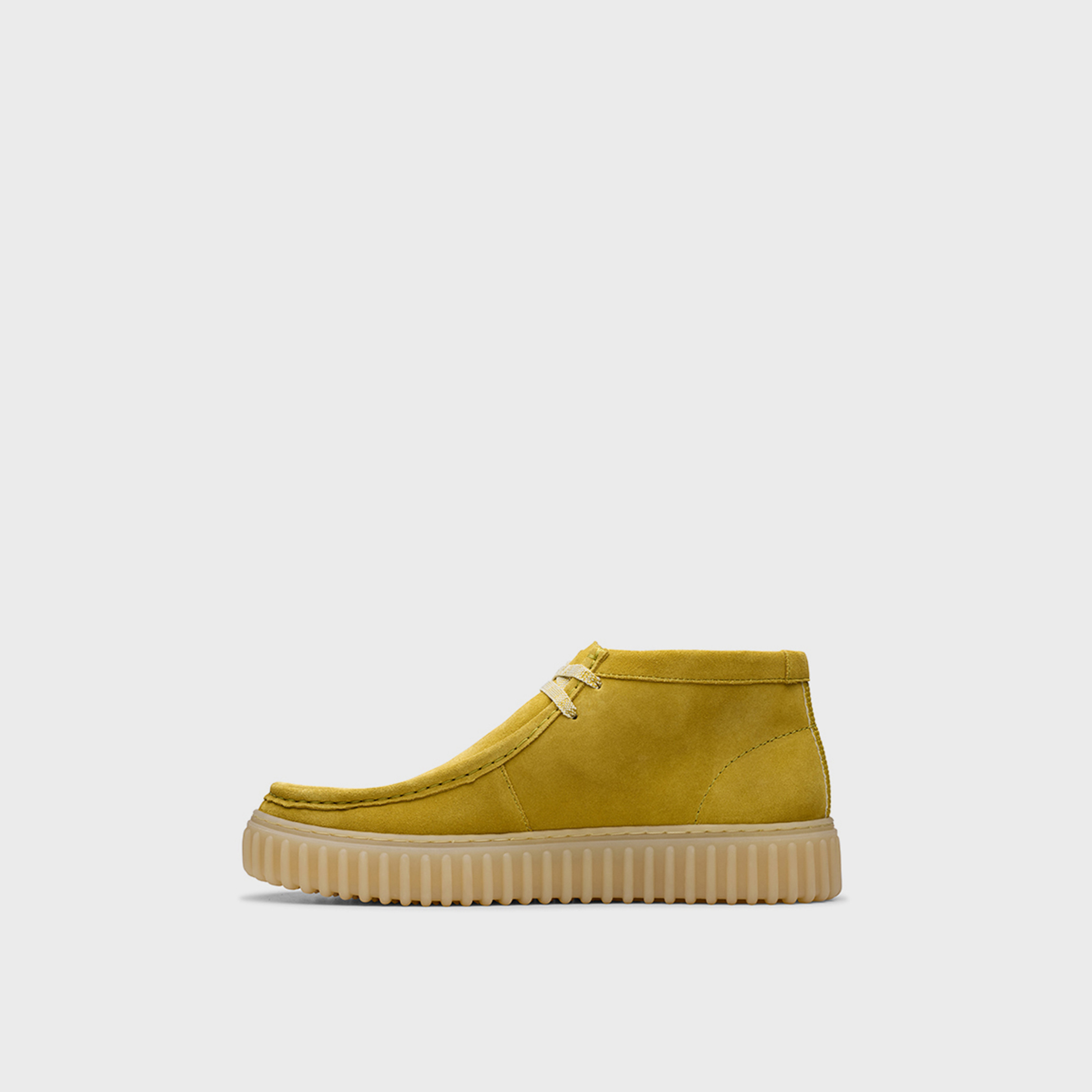كلاركس- حذاء رياضي كاحل متوسط ورباط للرجال | 26178269-men-shoes-boots-image-2