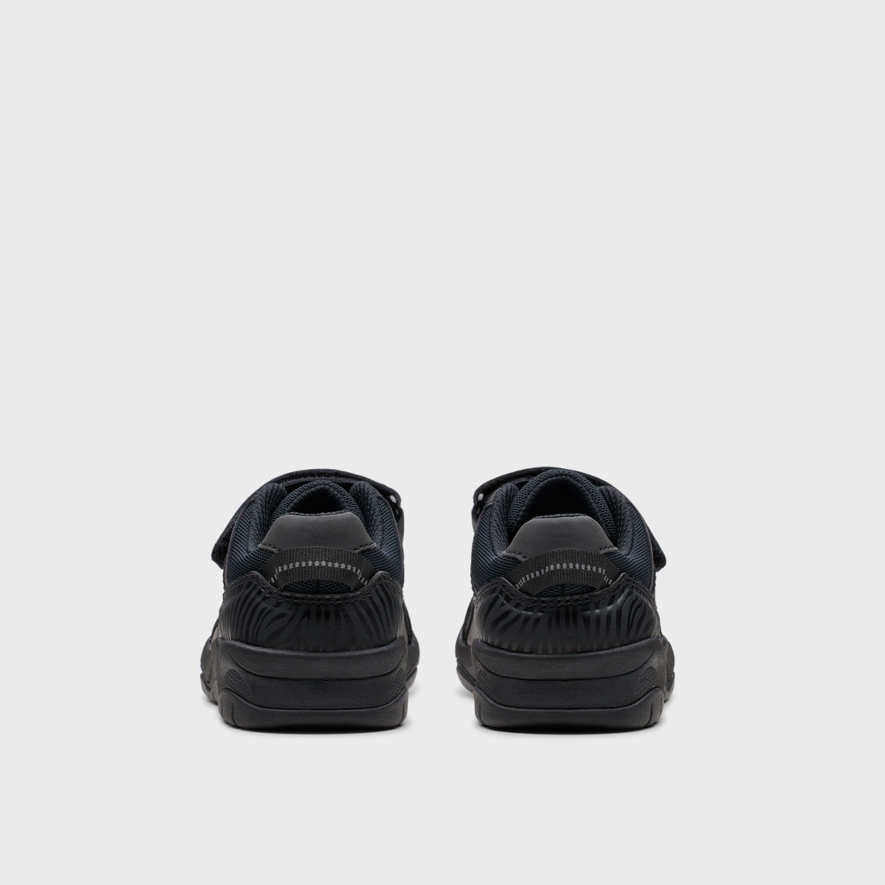 كلاركس-  حذاء رياضي برباط للأولاد | 26178312-boys-shoes-schoolshoes-image-4