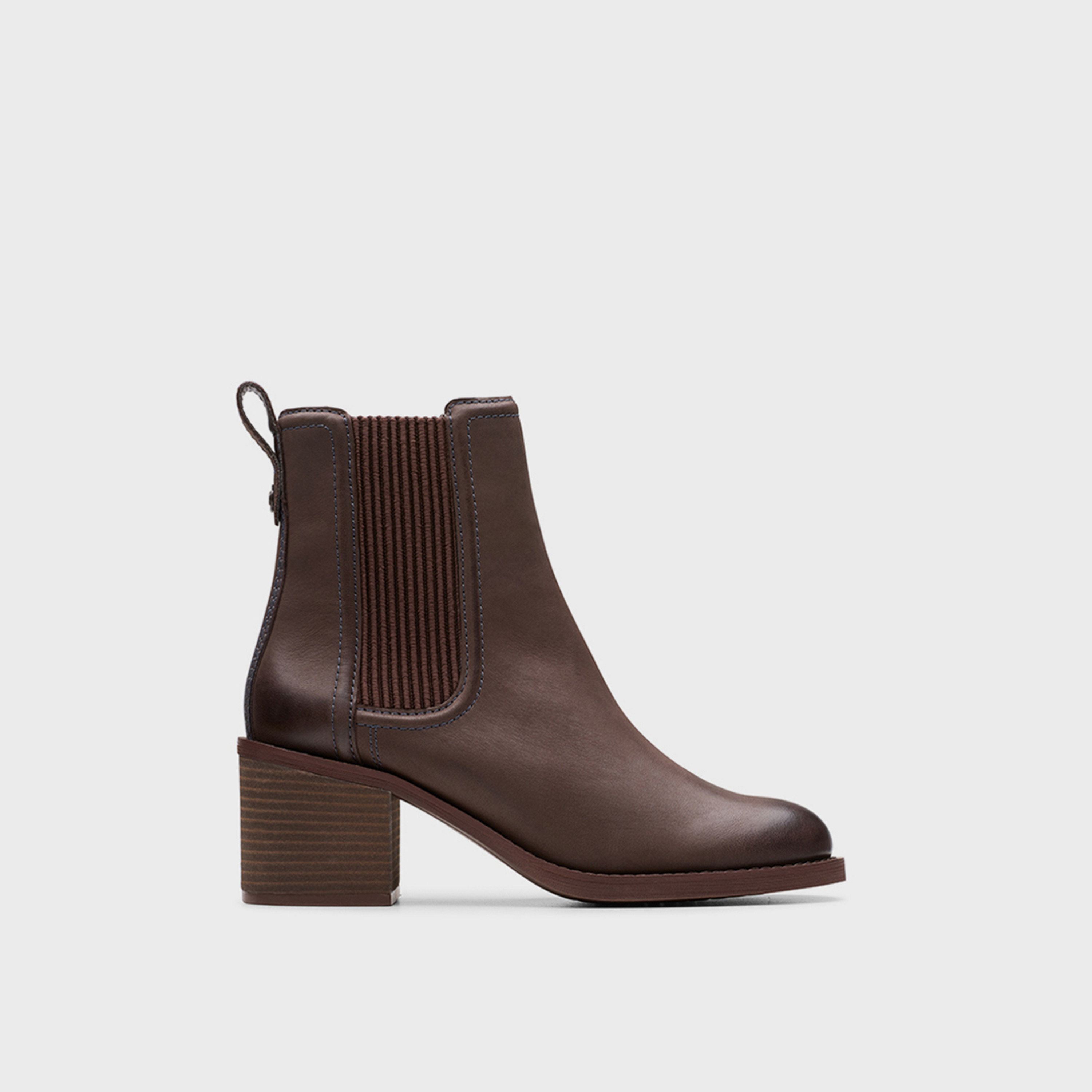 كلاركس- حذاء للنساء كعب سميك كاحل مطاطي  | 26178829-women-shoes-boots-image-3