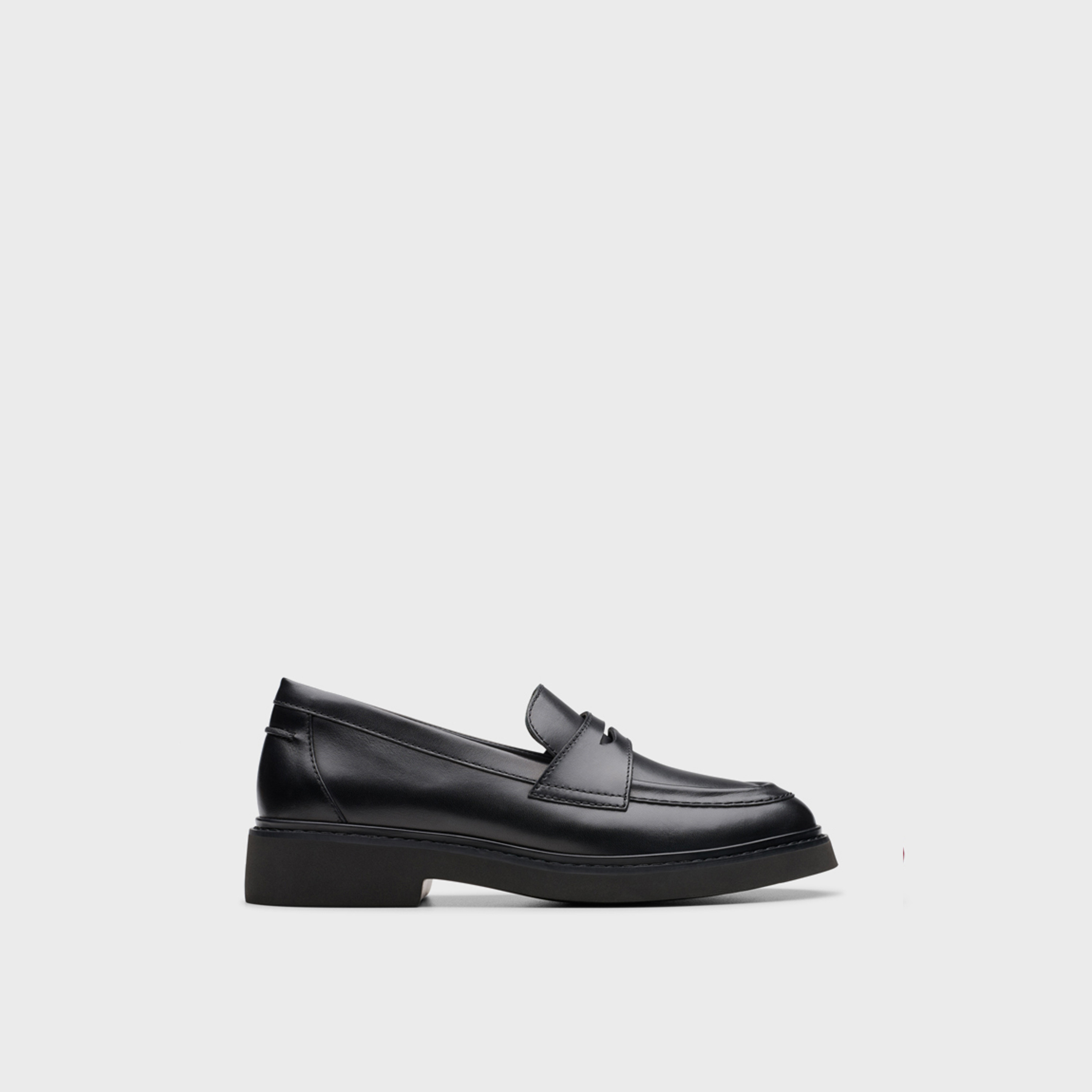 كلاركس- حذاء لوفر للنساء سهل الارتداء  | 26179541-women-shoes-flats-loafers-image-3