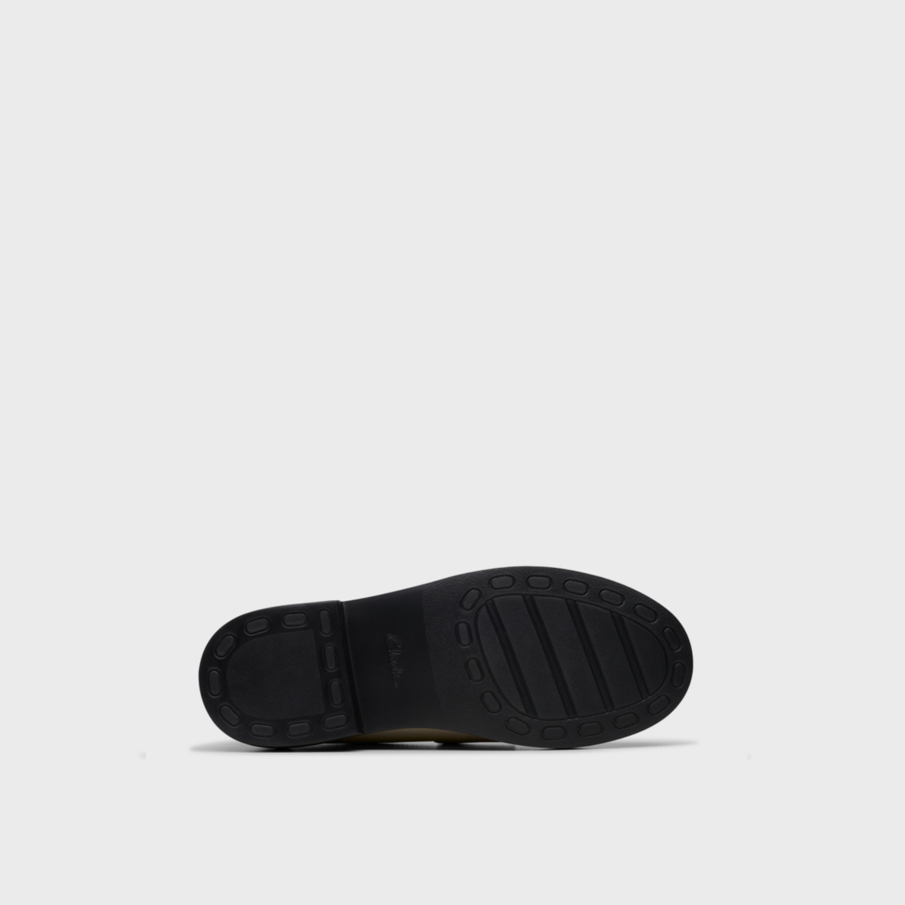 كلاركس- حذاء لوفر للنساء سهل الارتداء  | 26179542-women-shoes-flats-loafers-image-5