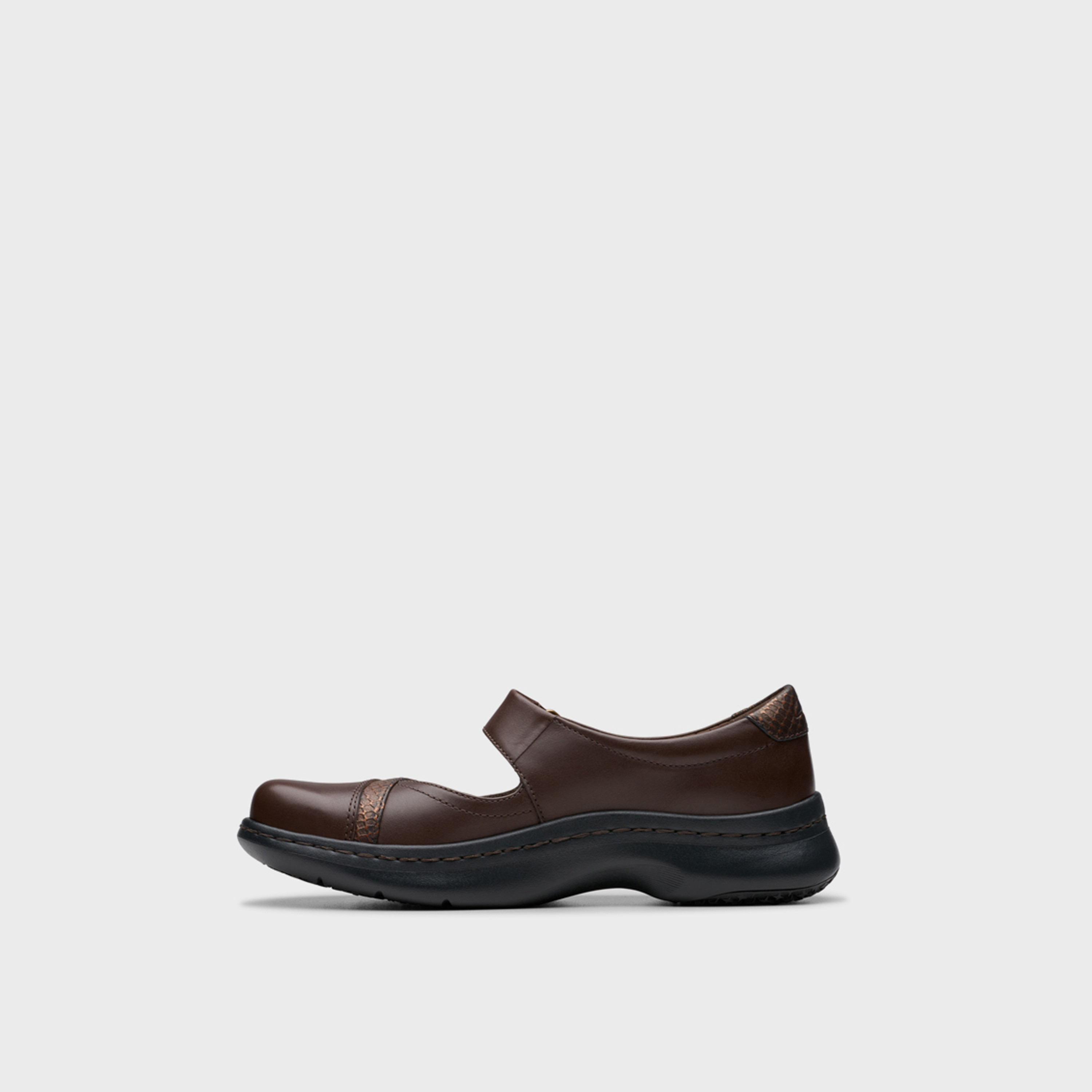 كلاركس- حذاء ماري جين للنساء مشبك وخطاف  | 26179829-women-shoes-ballerinas-image-2