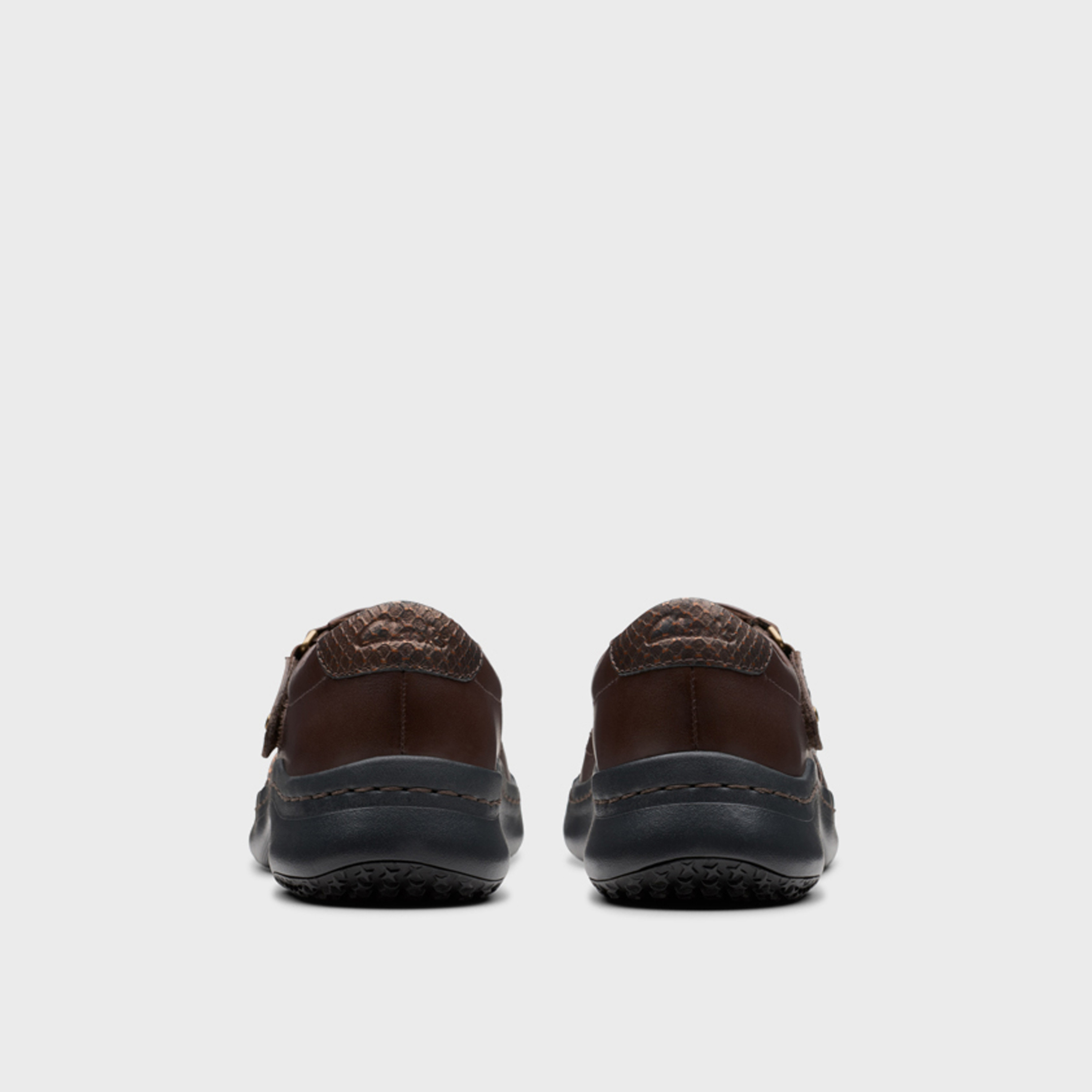 كلاركس- حذاء ماري جين للنساء مشبك وخطاف  | 26179829-women-shoes-ballerinas-image-4