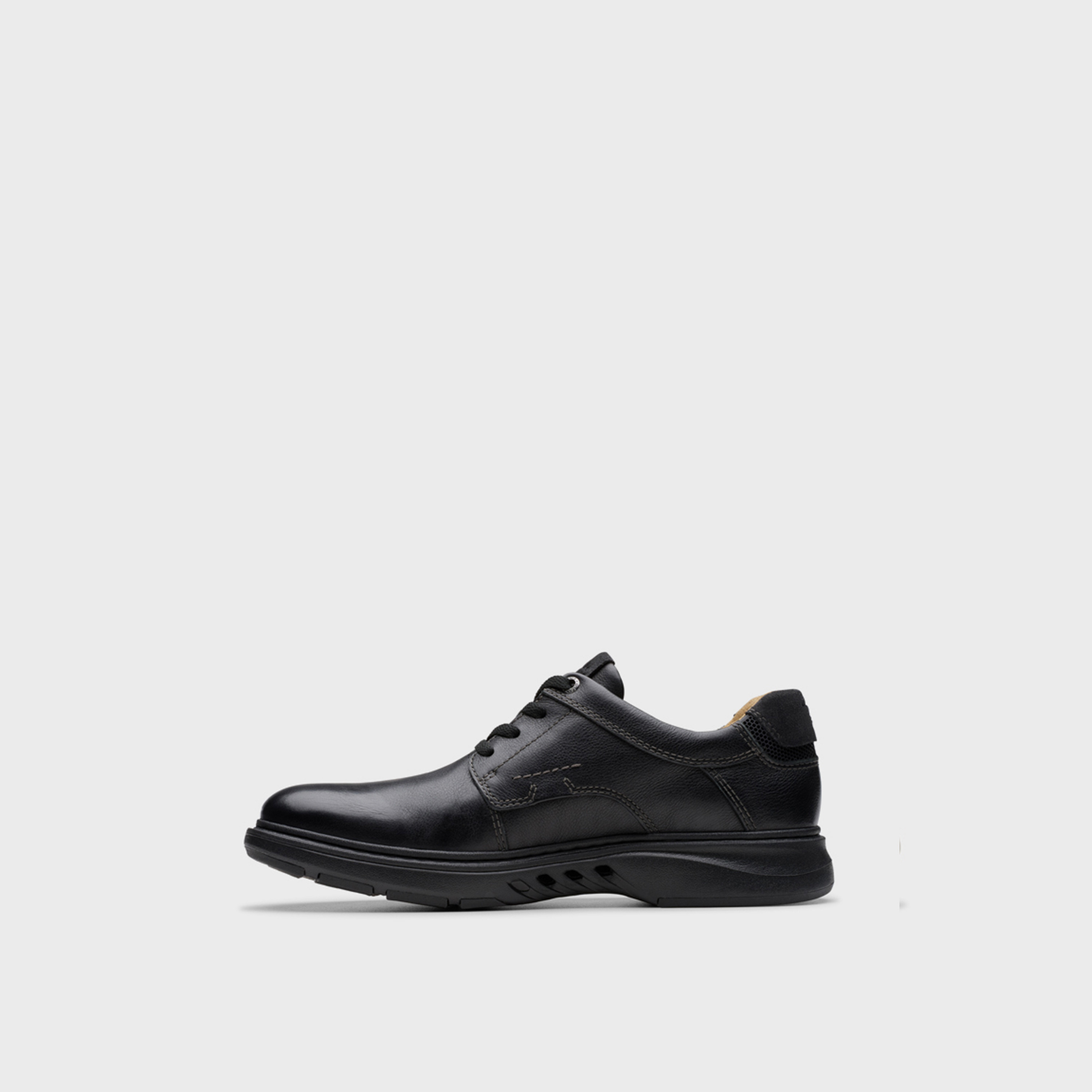 Clarks Men's Un Briley Pace Lace-Up Derby Shoes | 26179981-men-shoes-formalshoes-image-2