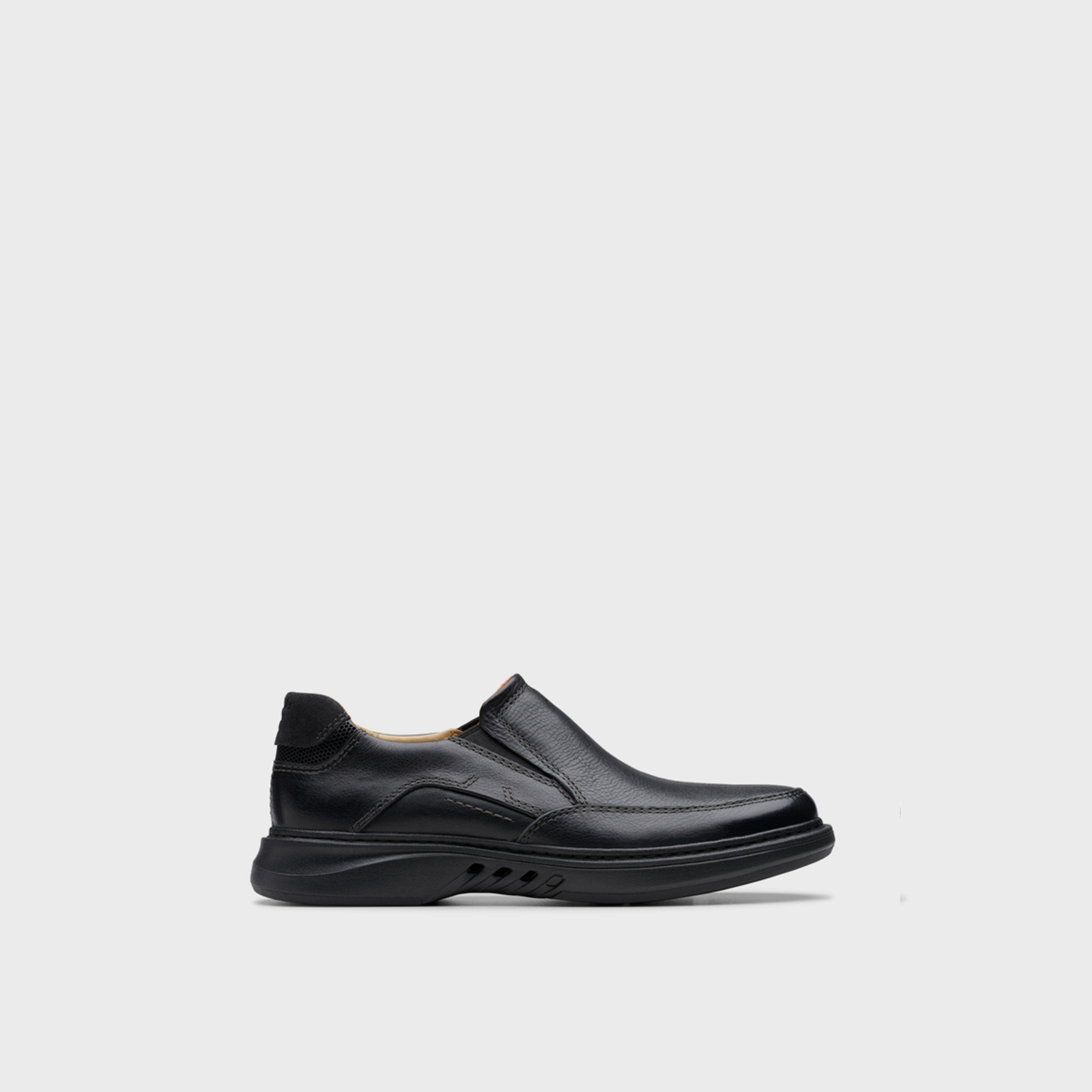 كلاركس- حذاء لوفر سهل الارتداء للرجال | 26179984-men-shoes-formalshoes-image-3