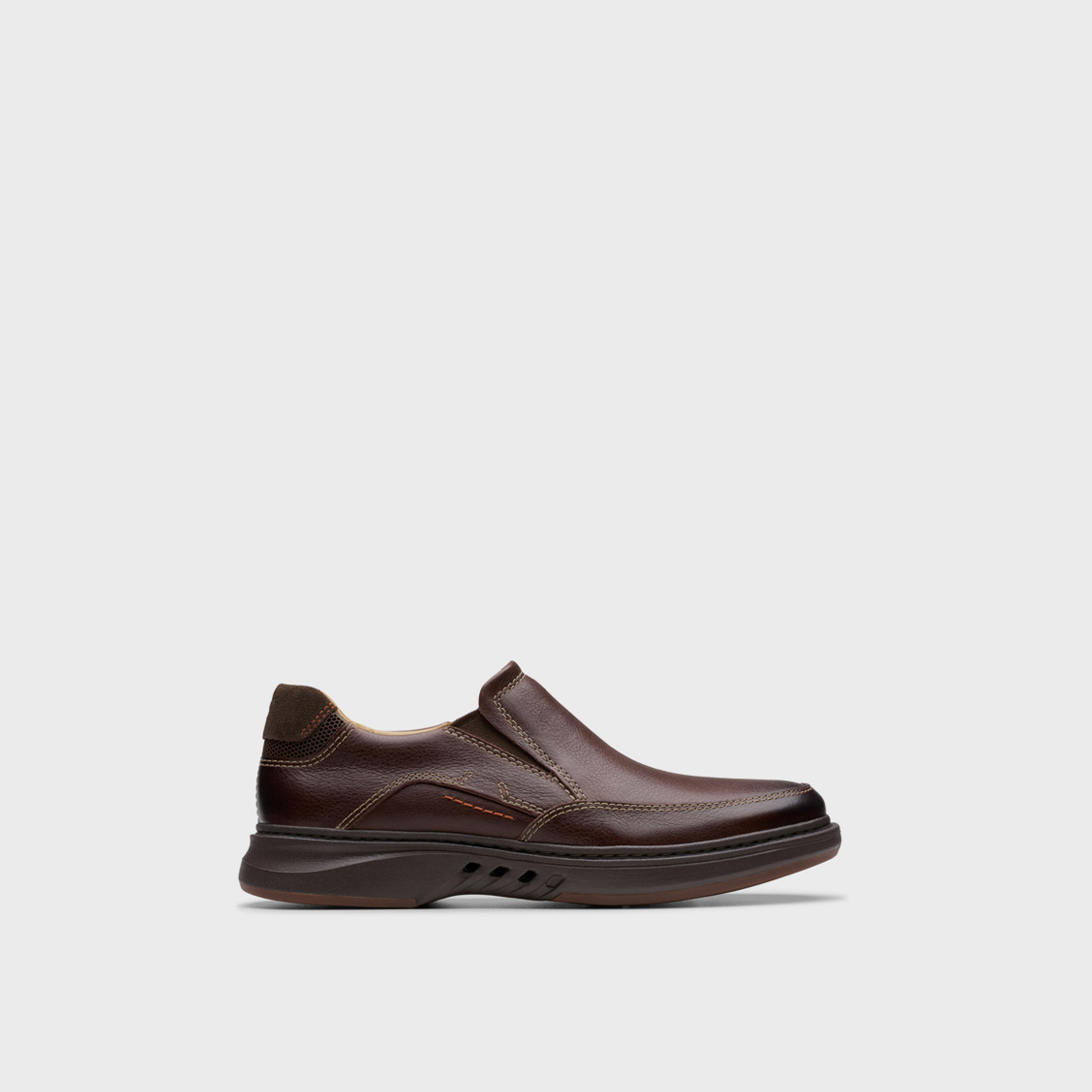 كلاركس- حذاء لوفر سهل الارتداء للرجال | 26179985-men-shoes-formalshoes-image-3