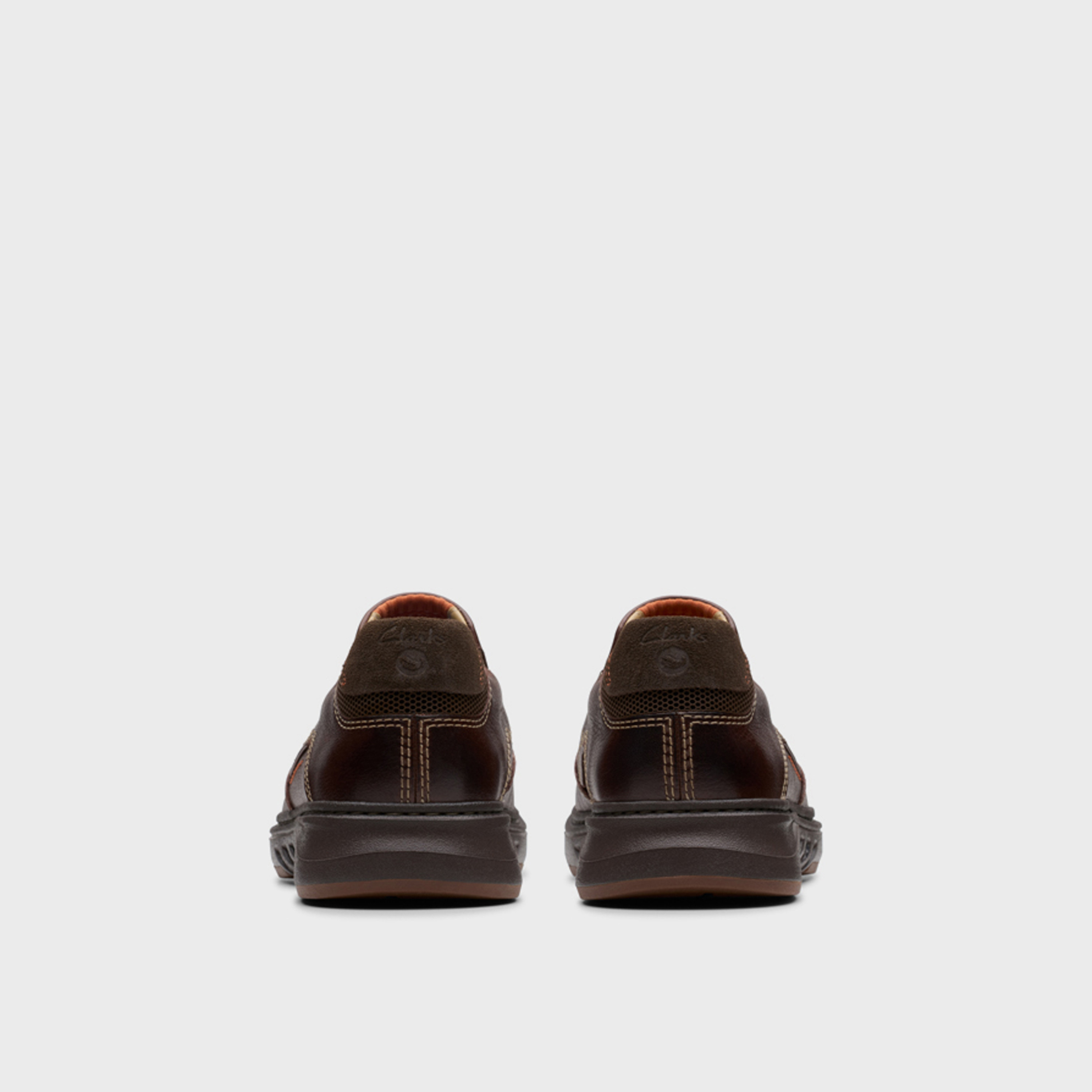 كلاركس- حذاء لوفر سهل الارتداء للرجال | 26179985-men-shoes-formalshoes-image-4