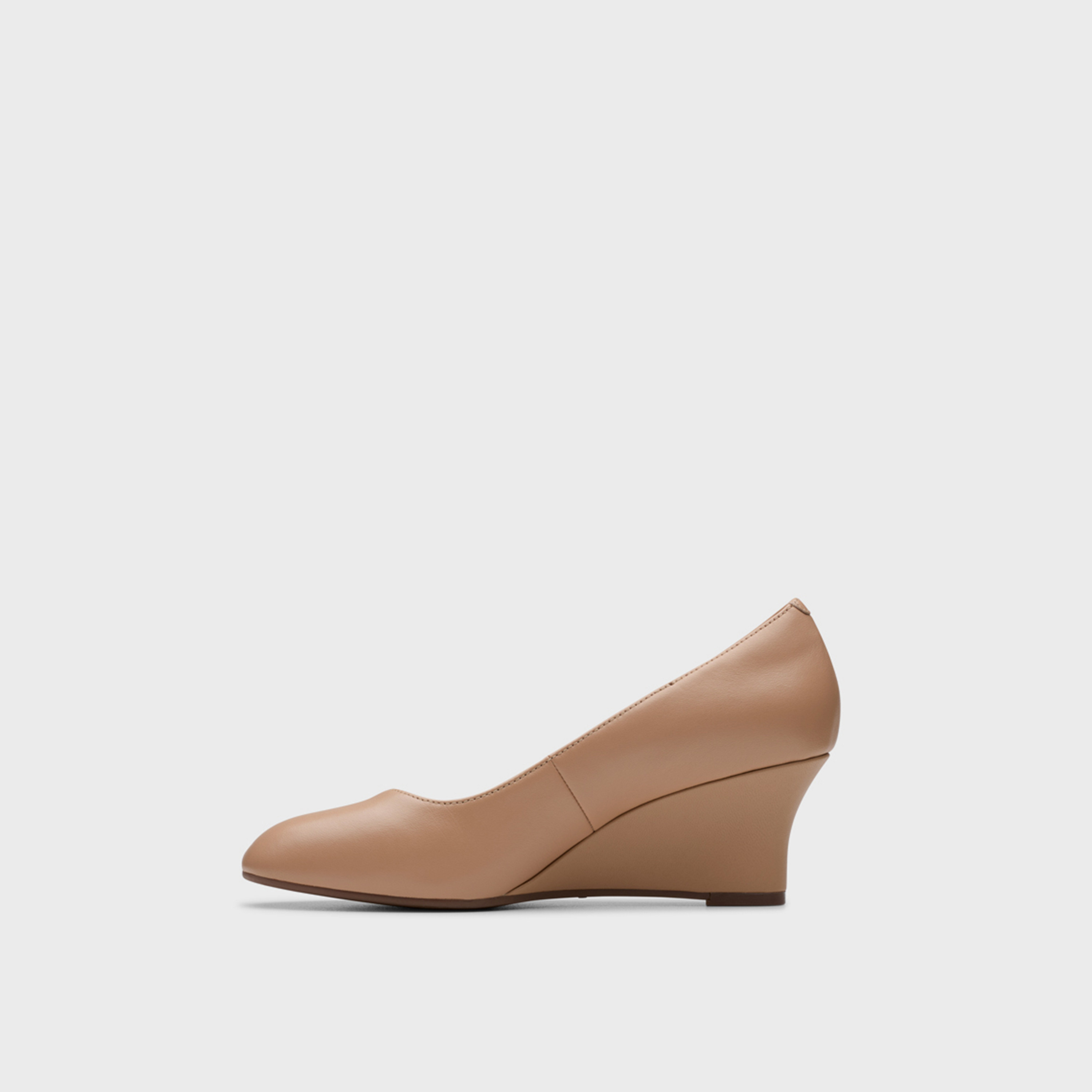 كلاركس- للنساء كعب اسفيني سهل الارتداء s  | 26180042-women-shoes-heels-image-2