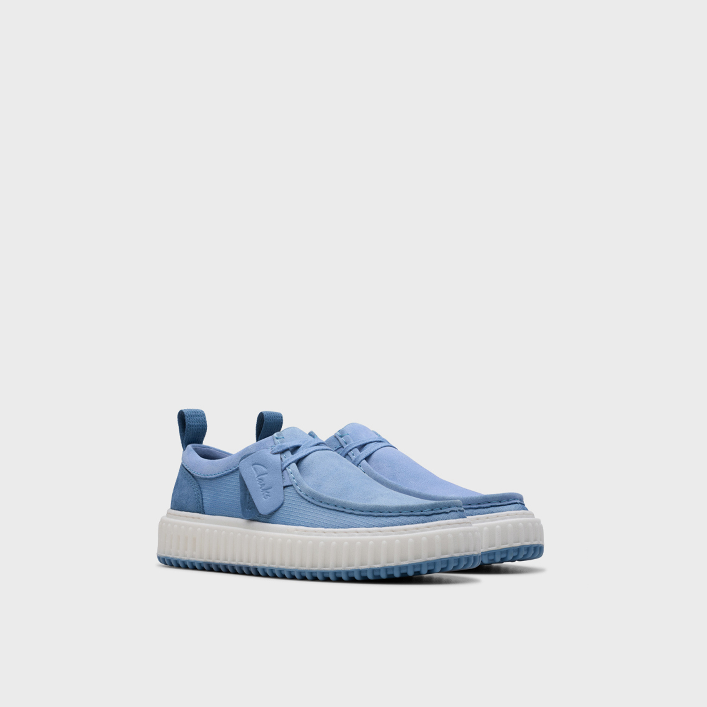 كلاركس- حذاء لوفر برباط للرجال | 26180155-men-shoes-loafersandmoccasins-image-1