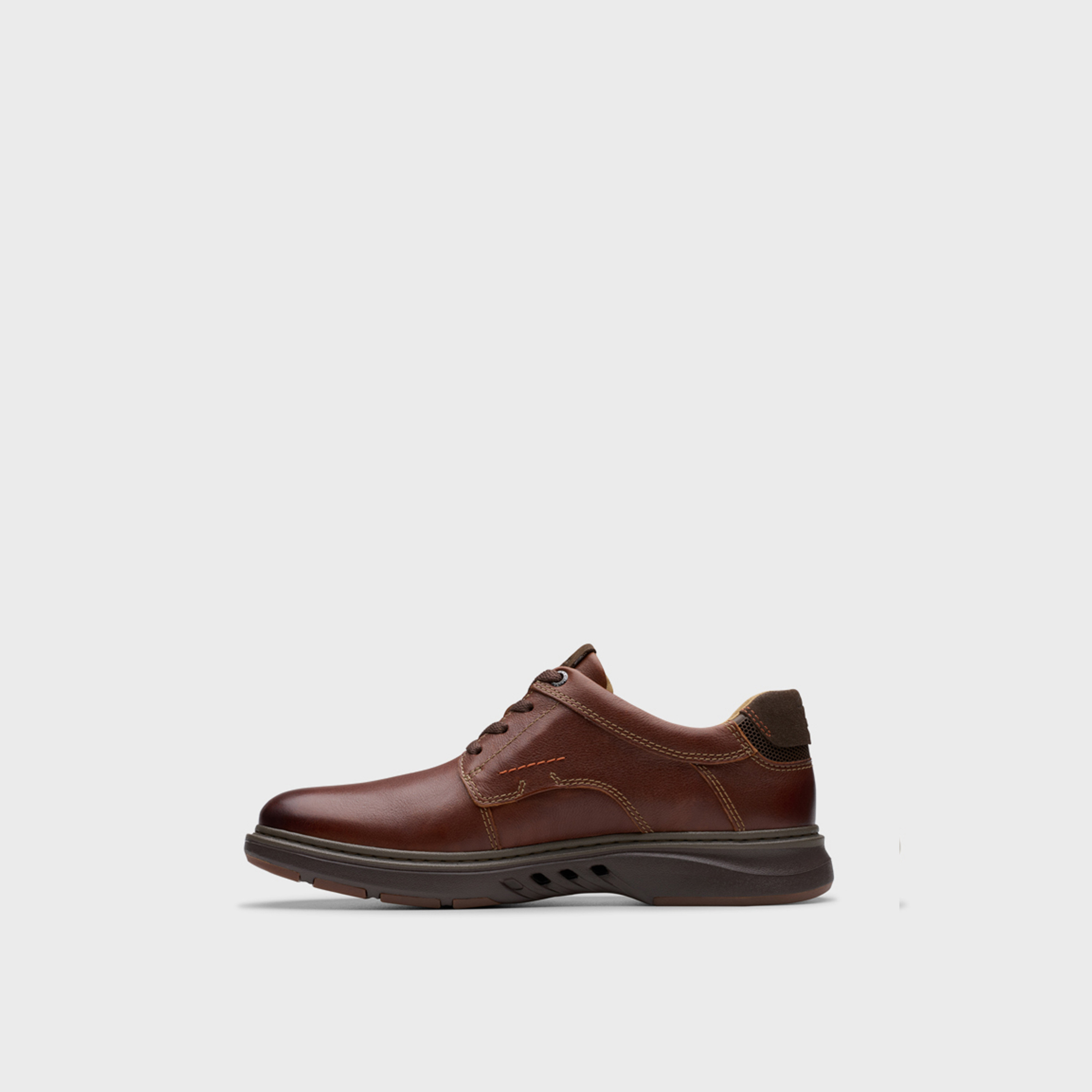 Clarks Men's Un Briley Pace Lace-Up Derby Shoes | 26180207-men-shoes-formalshoes-image-2