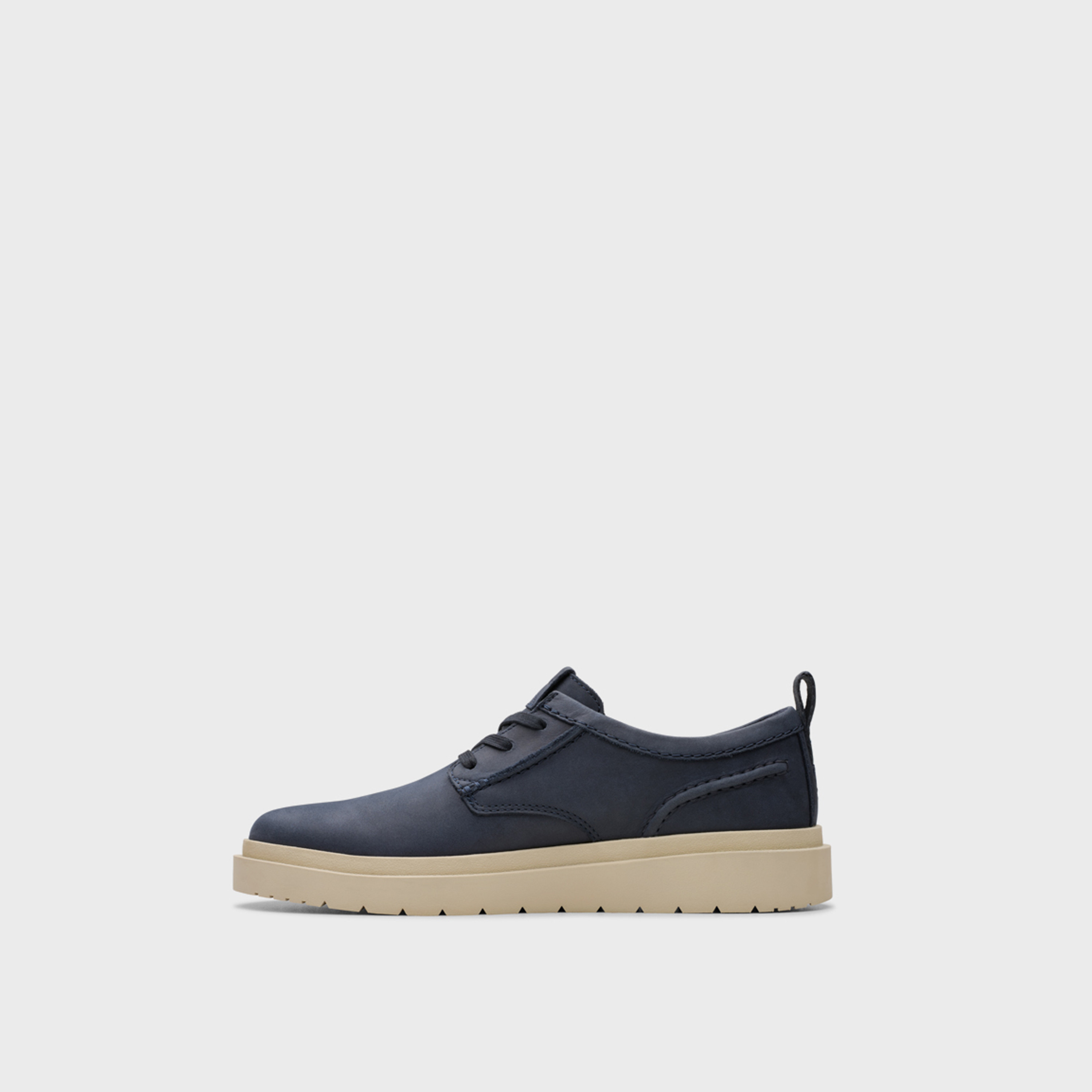 كلاركس - حذاء بولدن ديربي برباط للرجال | 26180862-men-shoes-loafersandmoccasins-image-2