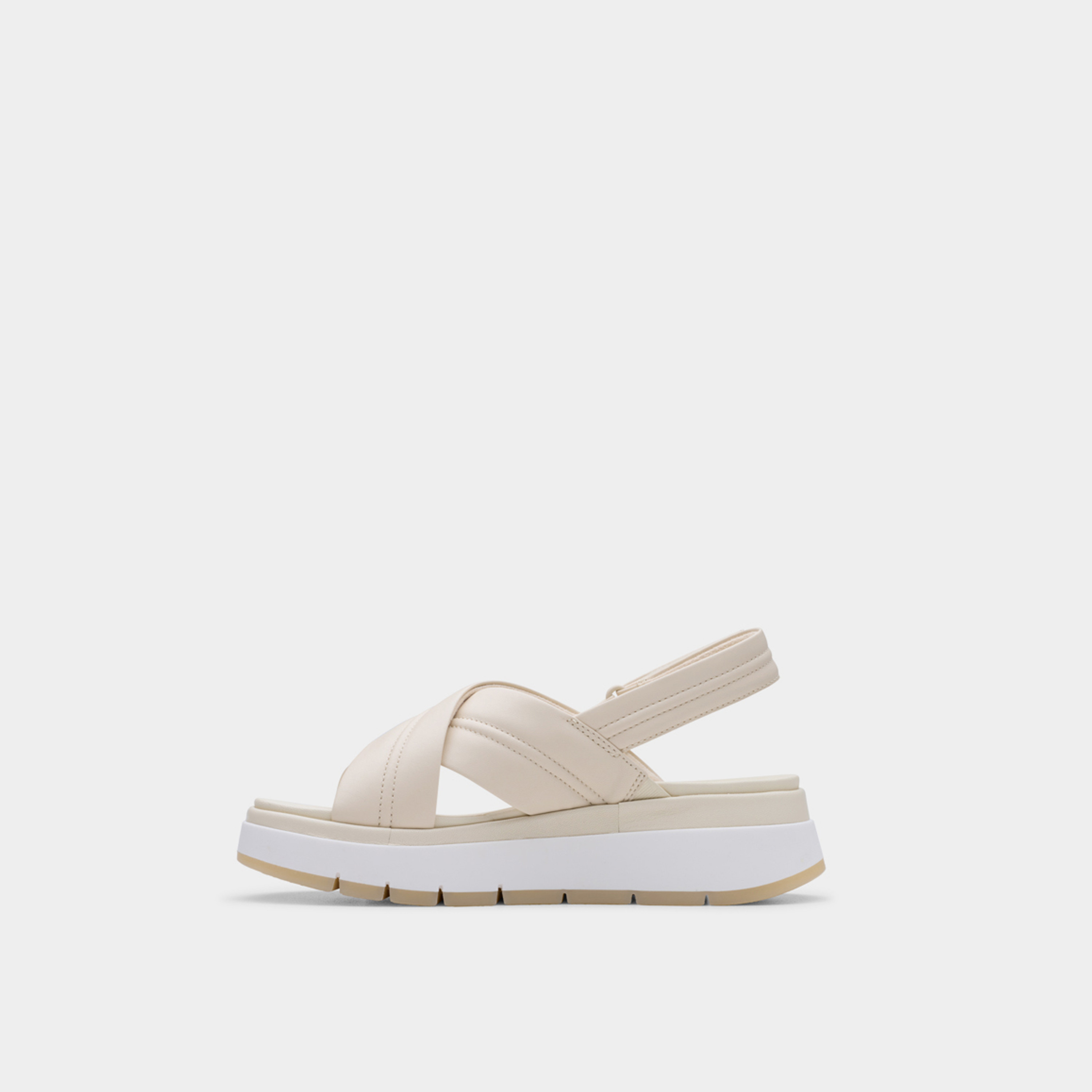 كلاركس - صندل نسائي ، توسكان كروس، بكعب مسطح، بحزام، بمشبك وخطاف | 26181470-women-shoes-sandals-heeled-image-3